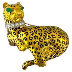 Vintage 18K Yellow Gold Leopard 0.54ct Diamond Collar and Emerald Eyes Brooch