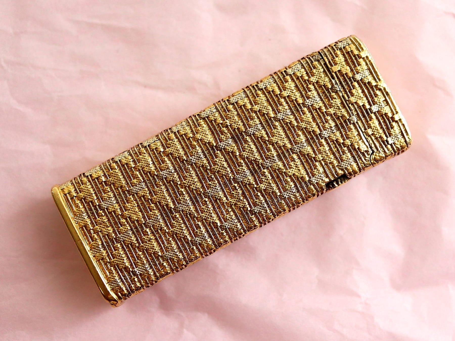 Vintage 18k Yellow Gold Lighter Circa 1970 Excellent état - En vente à Jesmond, Newcastle Upon Tyne