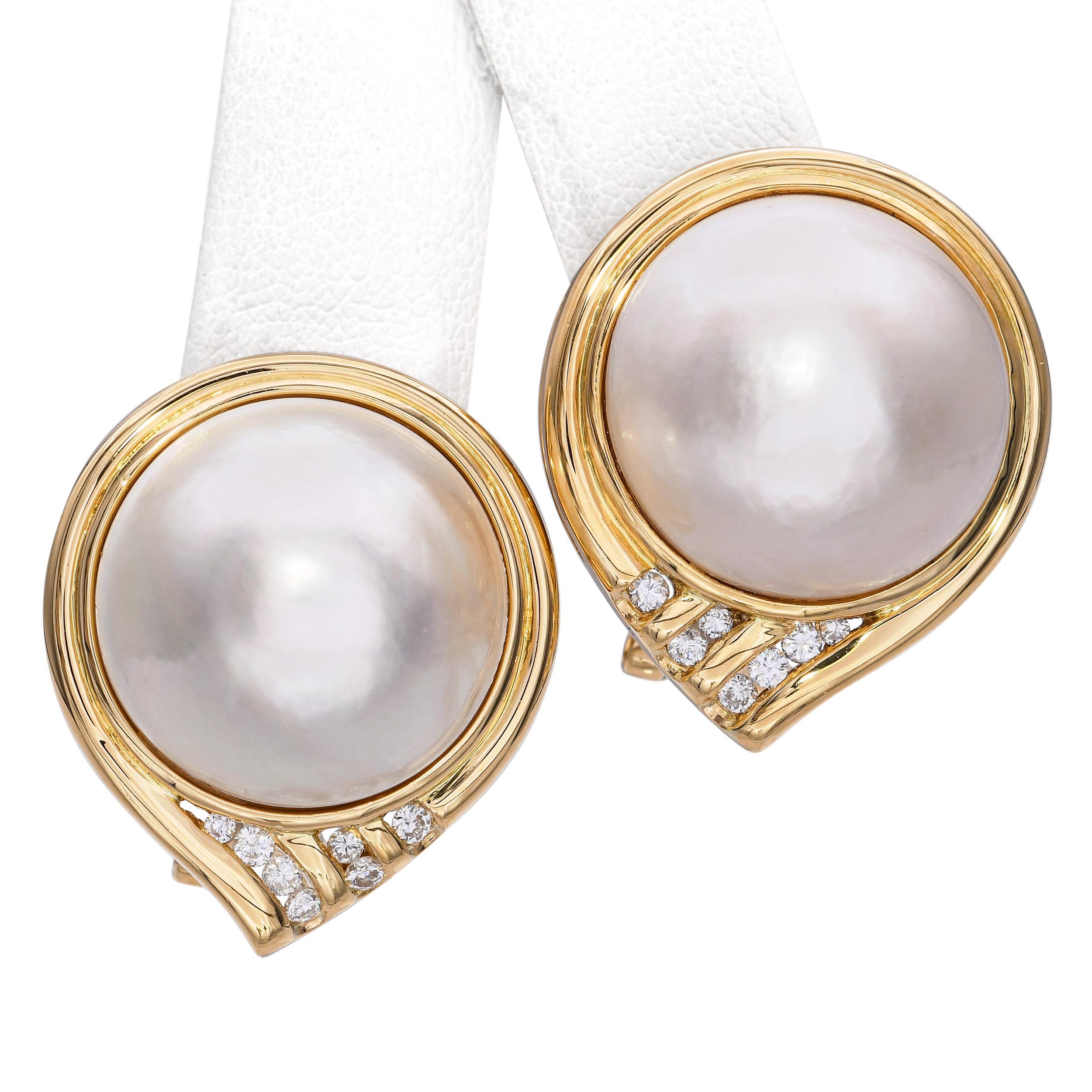 Vintage 18k Gelbgold Mabe Perle und Diamant Statement-Ohrringe im Zustand „Gut“ im Angebot in New York, NY