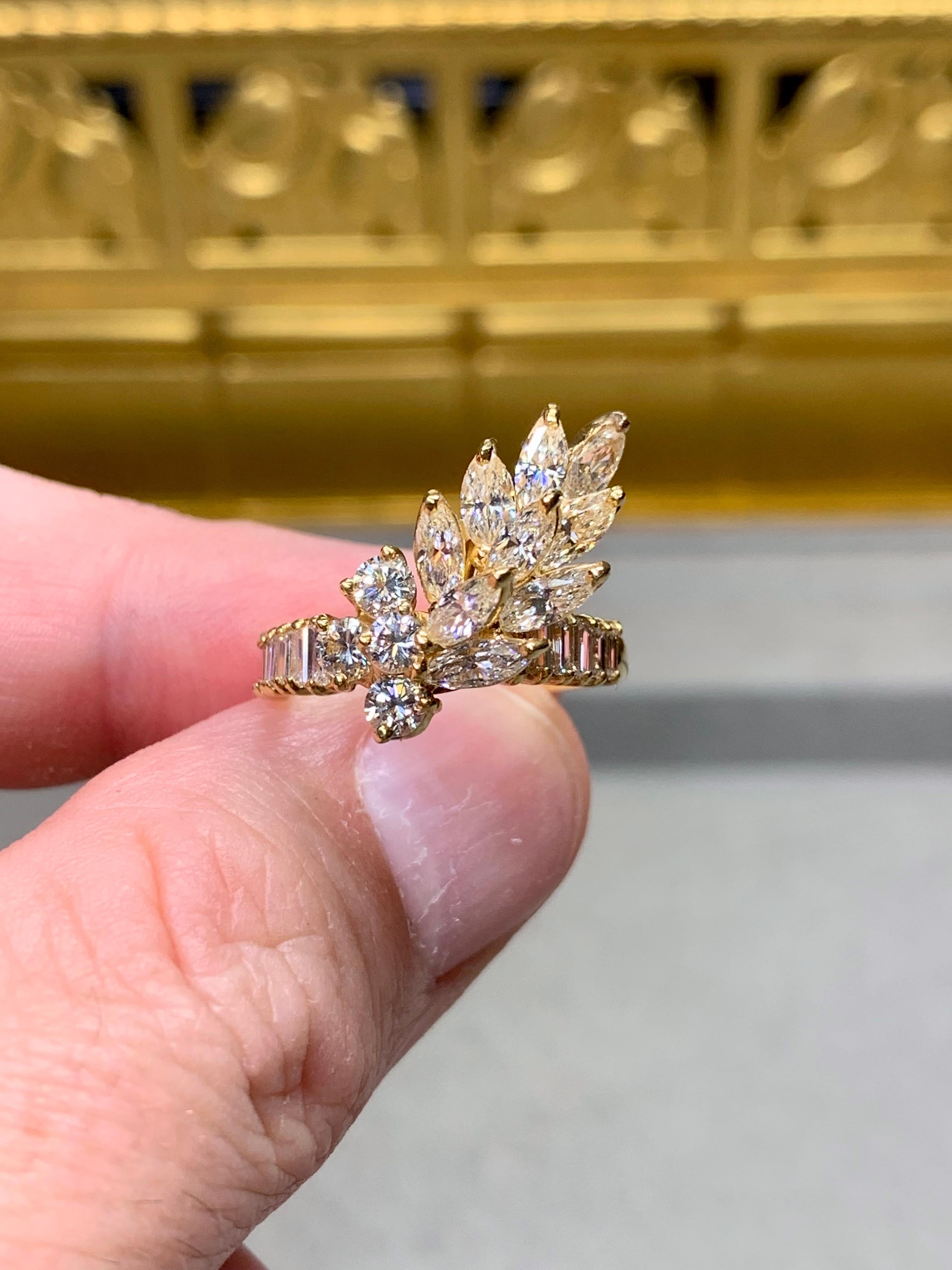 Women's or Men's Vintage 18K Yellow Gold Marquise Baguette Round Diamond Spray Cocktail Ring For Sale