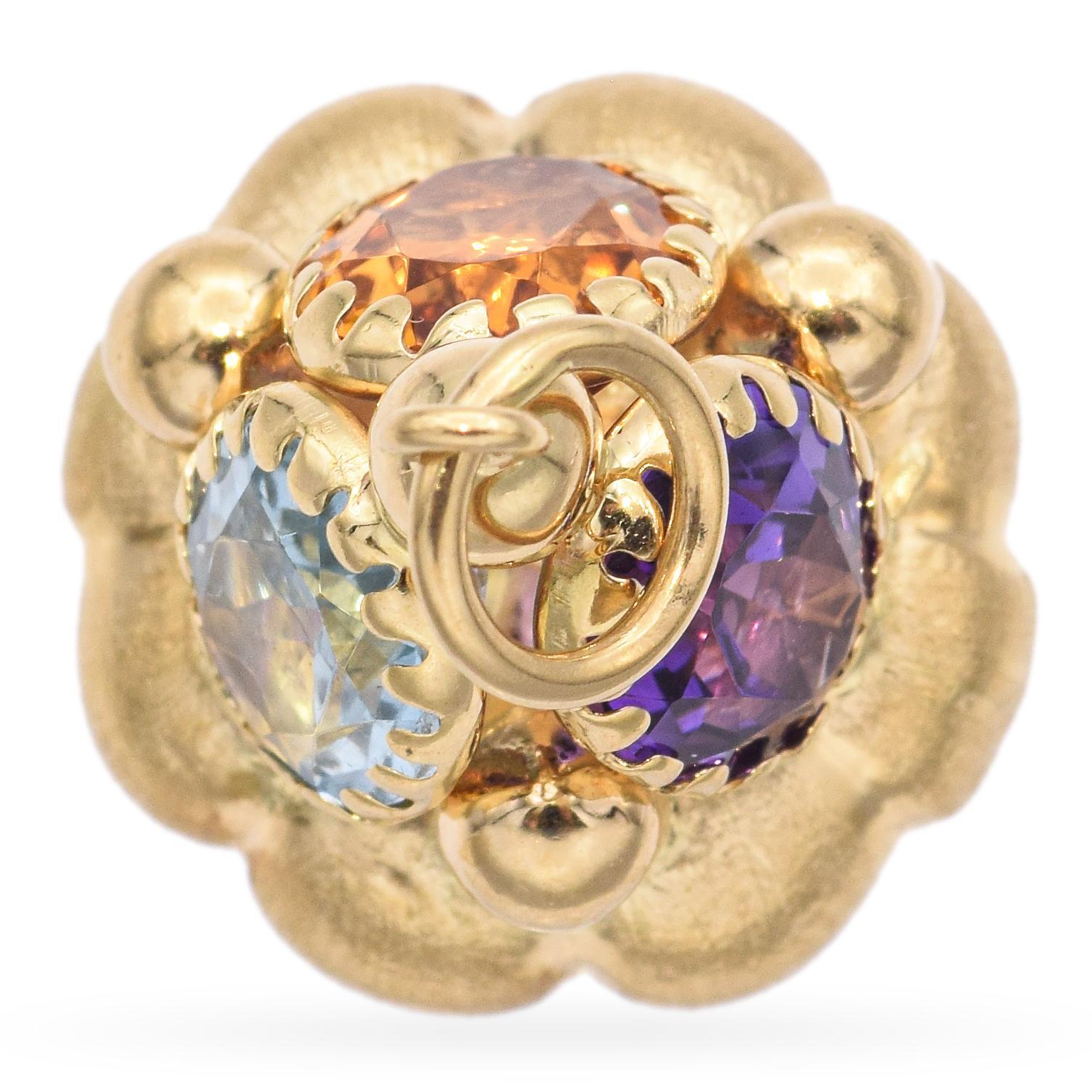 Pendentif Vintage en or jaune 18k avec breloques en pierres multiples Pour femmes en vente