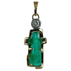 Vintage 18K Yellow Gold Natural Raw Green Emerald  Diamond Cross Necklace 18" ch