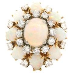 Großer Bombe-Cocktailring, Vintage, 18 Karat Gelbgold Opal & 1,40 Karat Diamant
