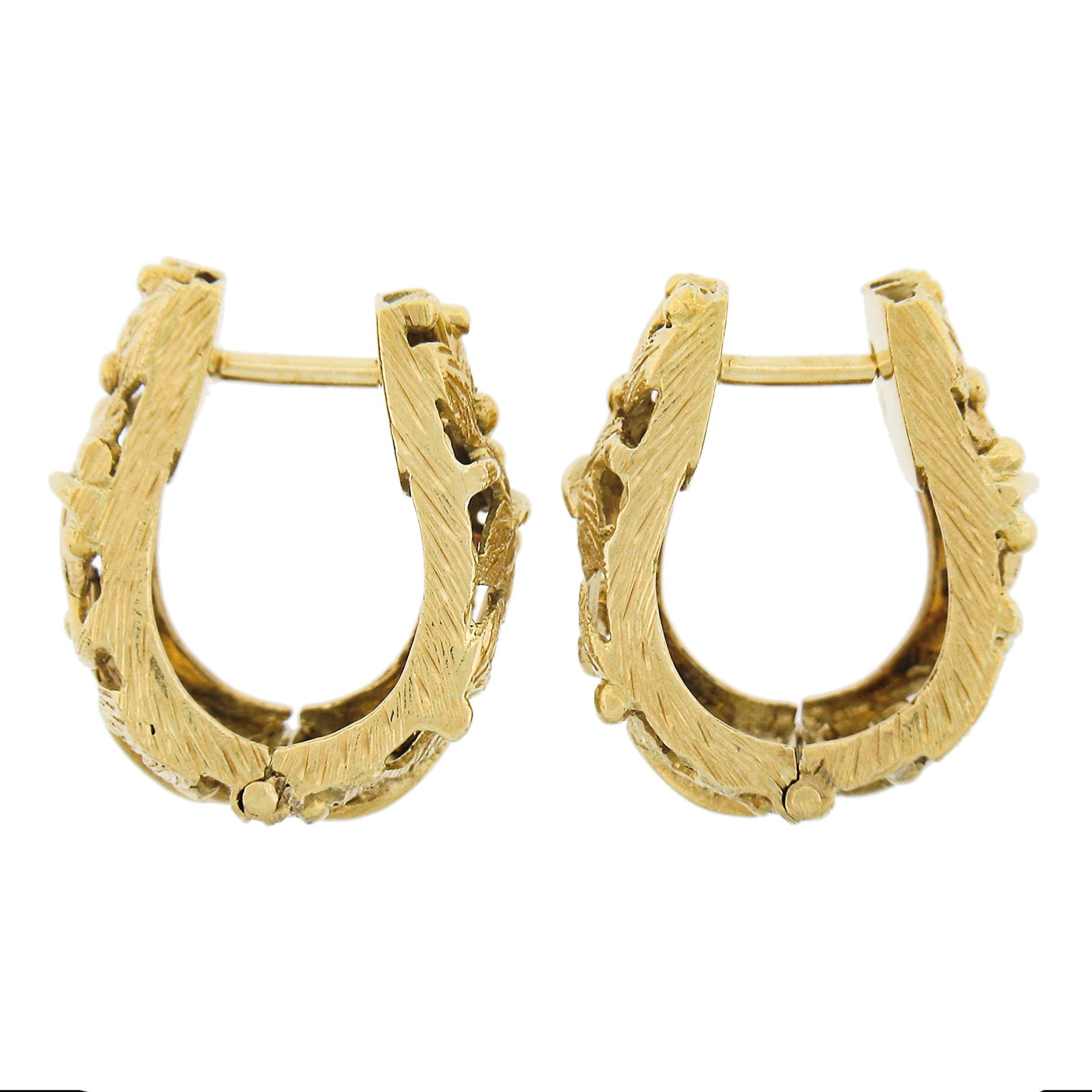 Women's Vintage 18K Yellow Gold Open Leaf Textured Finish Wide Hoop Huggie Snap Earrings For Sale