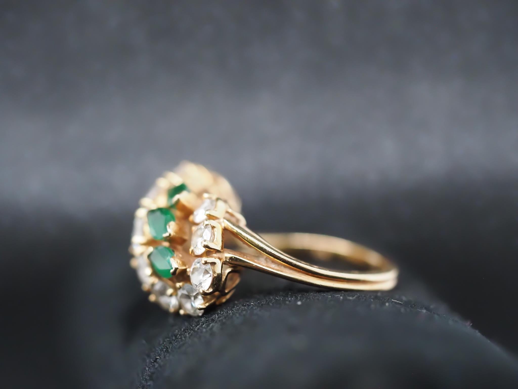 Women's Vintage 18K Yellow Gold Oscar Heyman Emerald and Diamond Ring For Sale