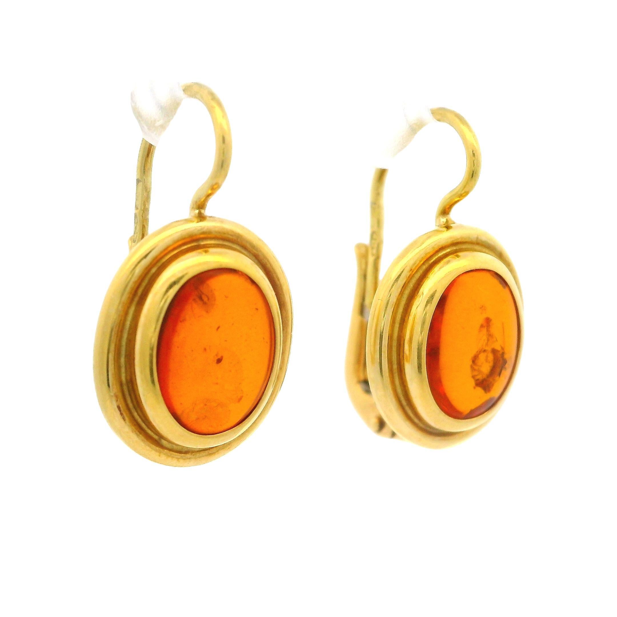 Cabochon Orecchini a goccia ovali cabochon in ambra d'epoca in oro giallo 18 ct. in vendita