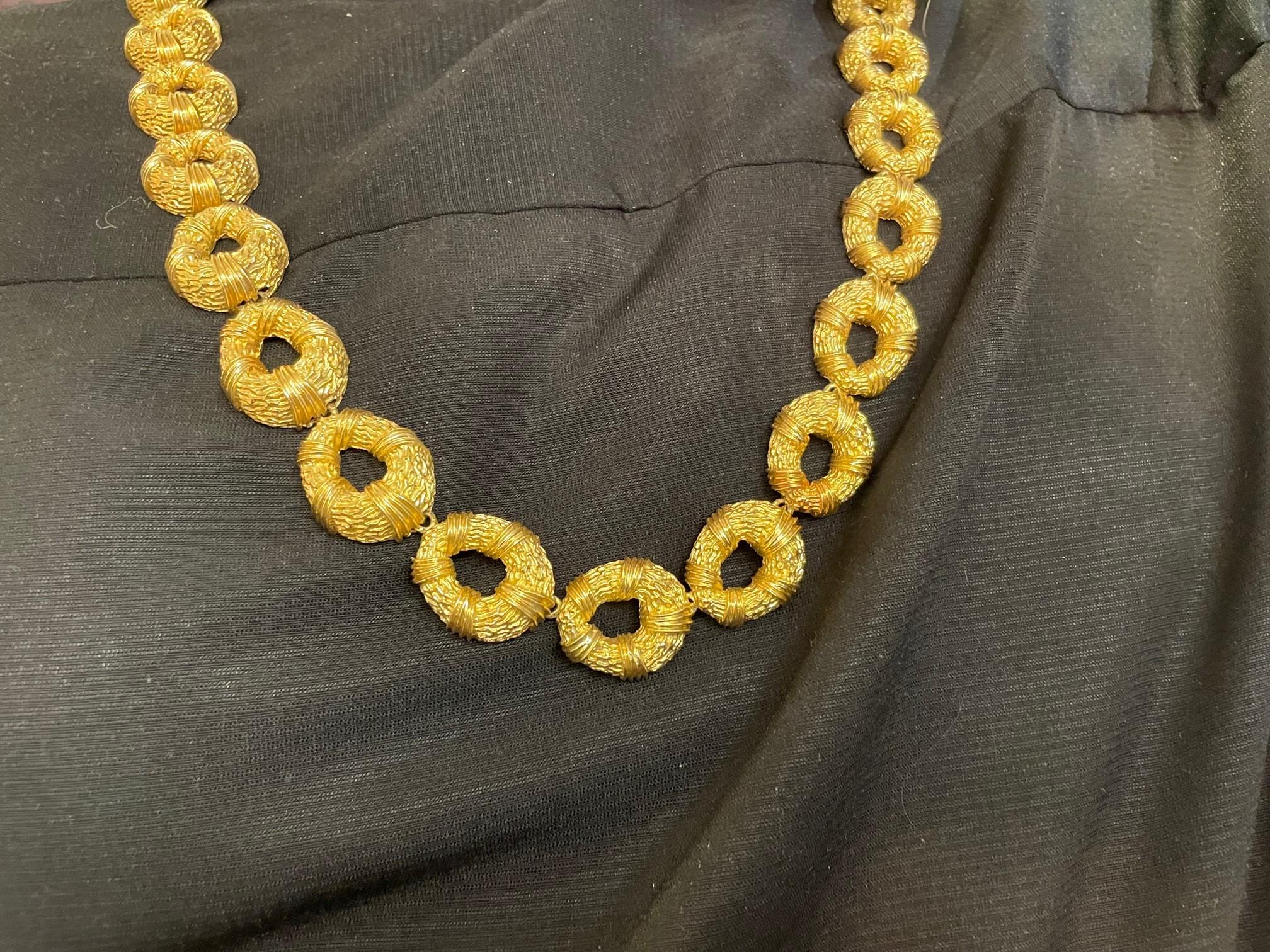 Vintage 18K Gelbgold Oval Link Halskette im Zustand „Hervorragend“ im Angebot in Princeton, NJ