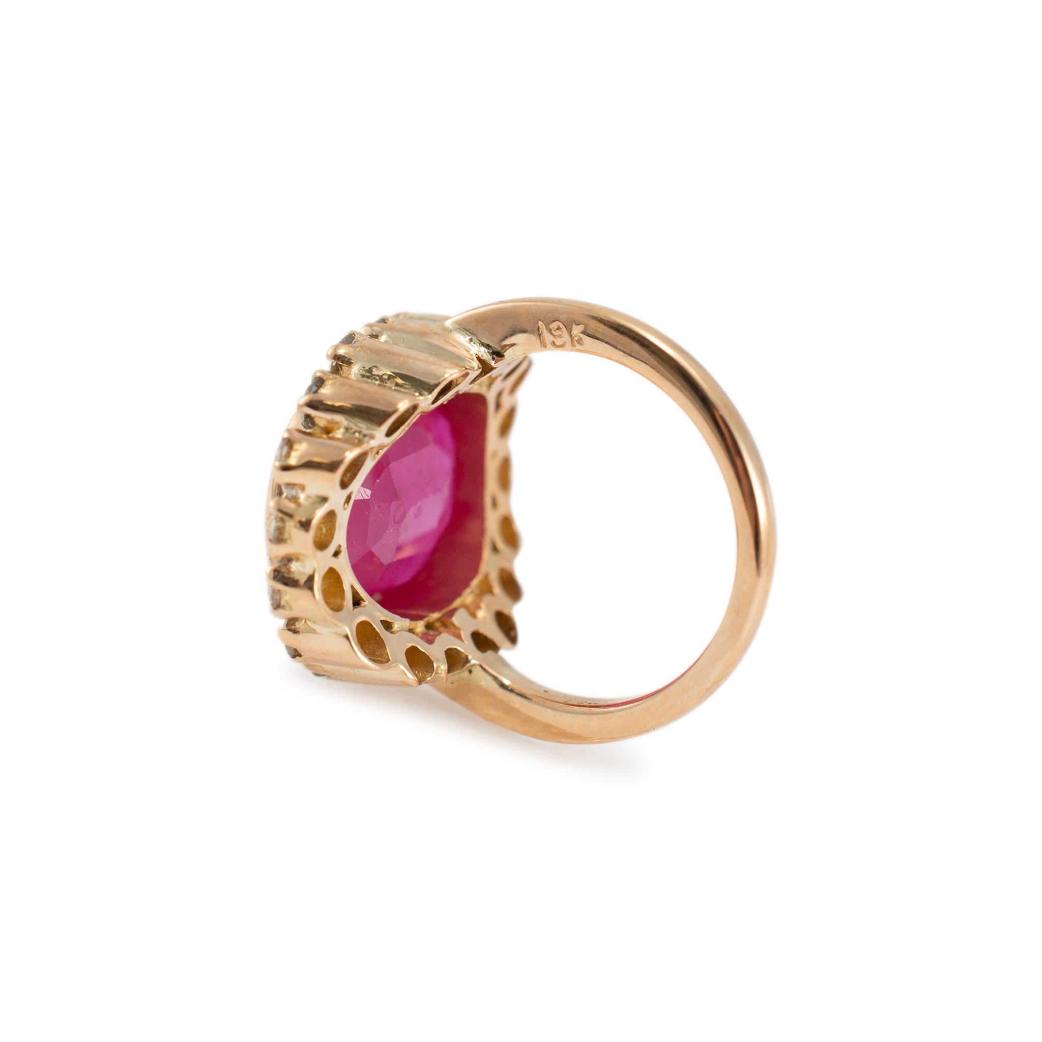 Vintage 18K Yellow Gold Oval Ruby Halo Diamond Cocktail Ring 1