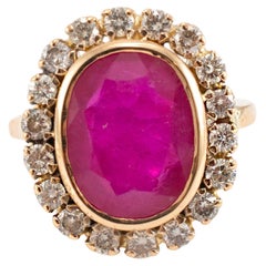 Vintage 18K Yellow Gold Oval Ruby Halo Diamond Cocktail Ring