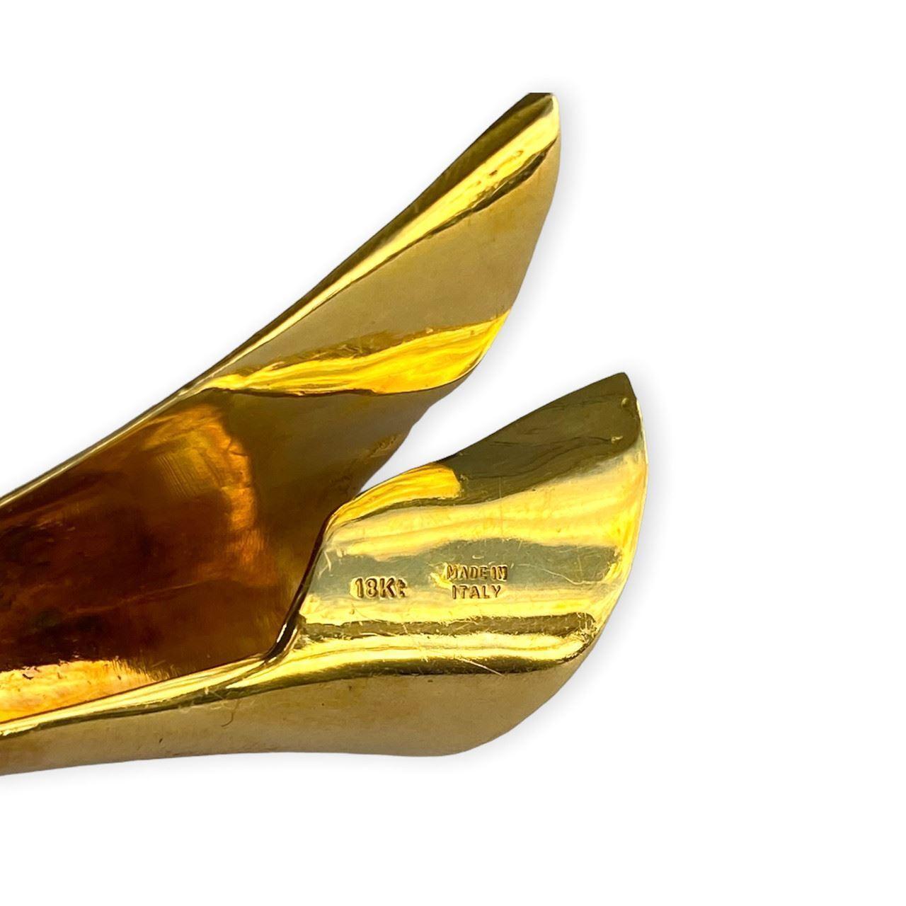 Vintage 18k Yellow Gold P 0.06 Ctw Diamond Drop Earrings For Sale 1