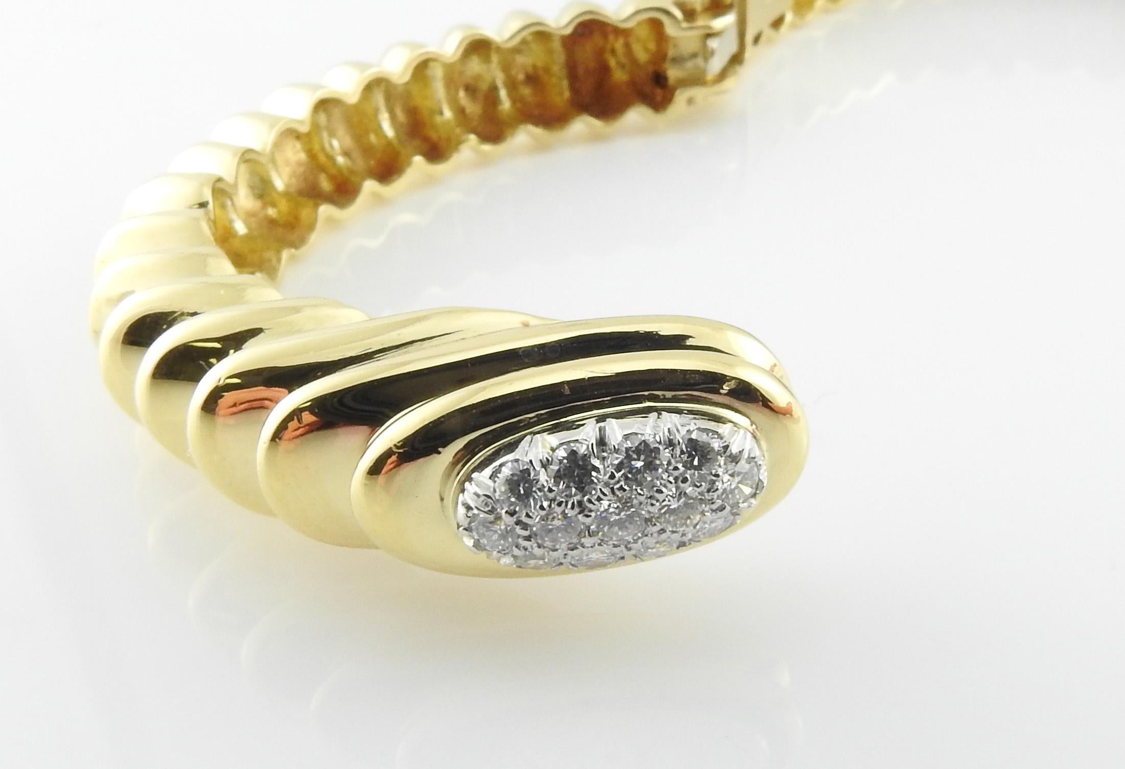 18 Karat Yellow Gold Pave Diamond Hinged Cuff Bangle Bracelet 4