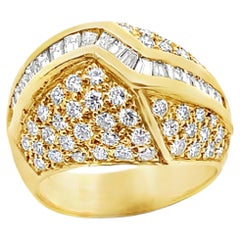 Vintage 18k Yellow Gold Pavé Dome Shield Geometric Diamond Ring 1.90 Carat Total