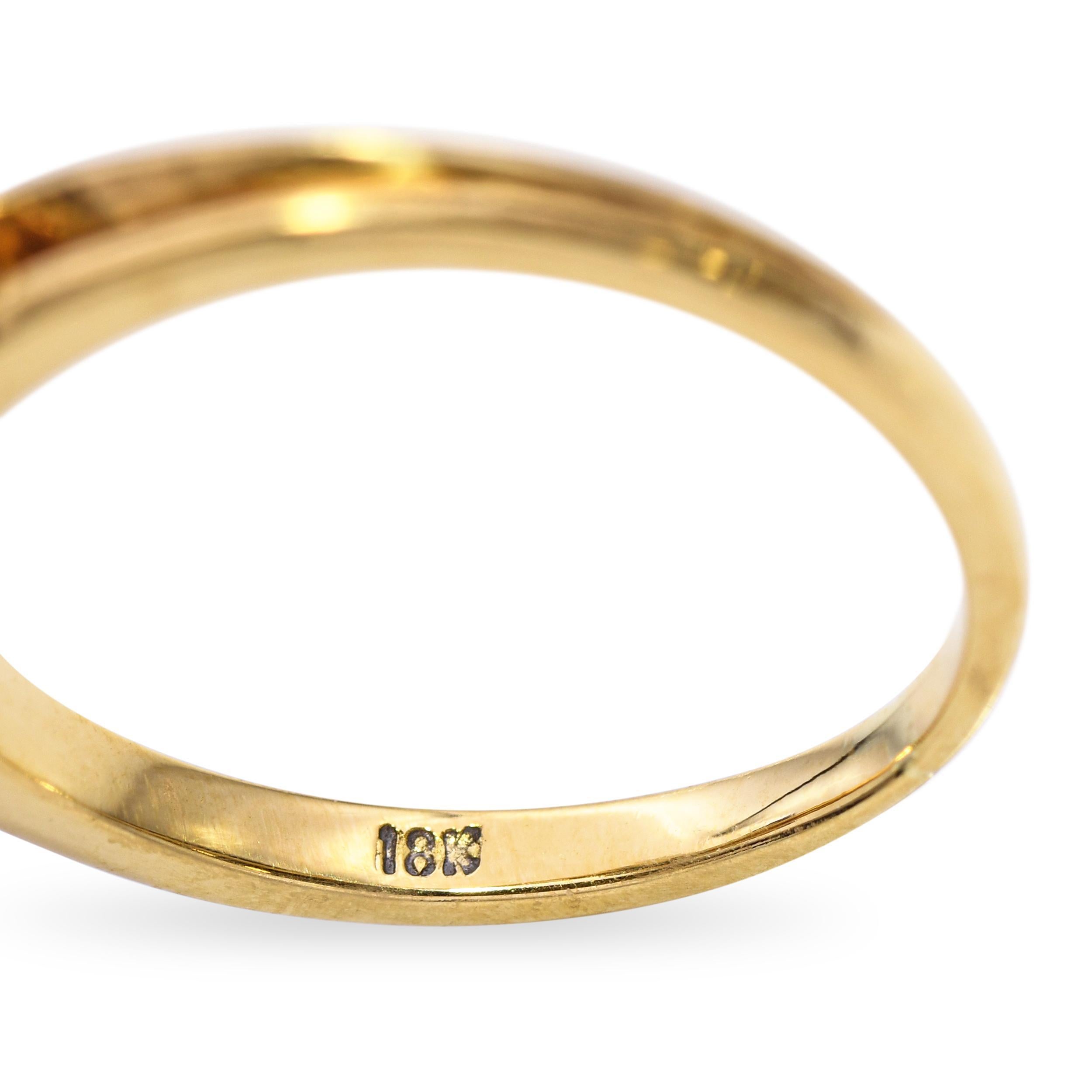 Vintage 18k Yellow Gold Pearl and Lapis Cluster Ring For Sale 2