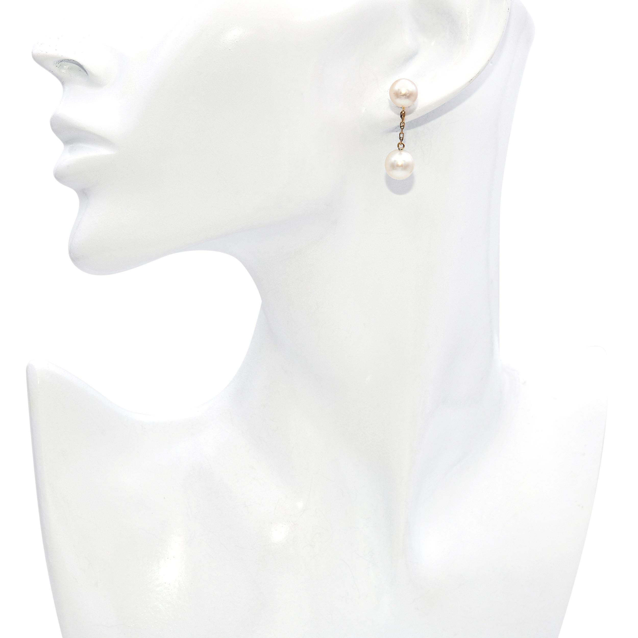 Pendientes vintage de oro amarillo de 18k con gota de perla y cierre de rosca Corte redondo en venta