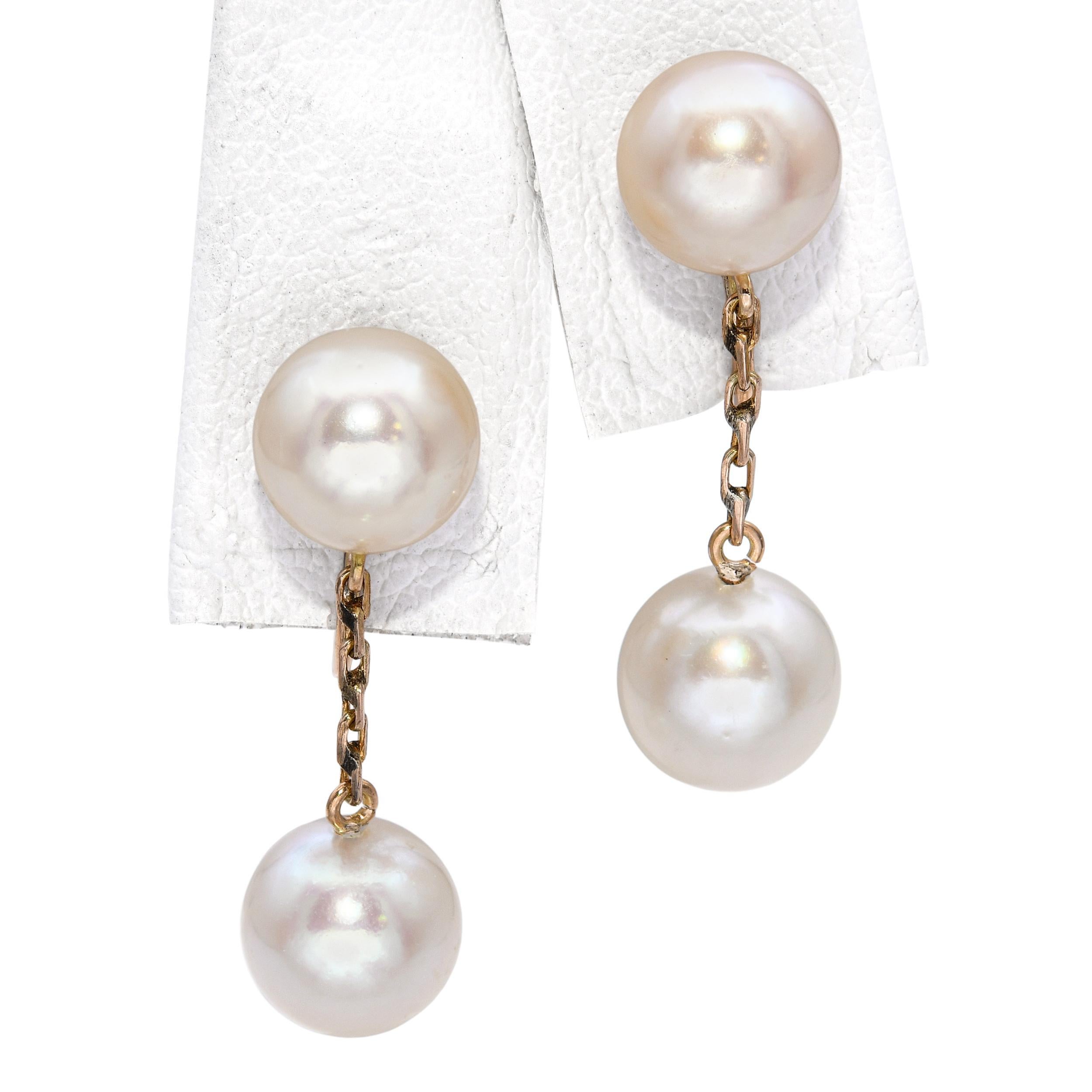 Pendientes vintage de oro amarillo de 18k con gota de perla y cierre de rosca en venta 1