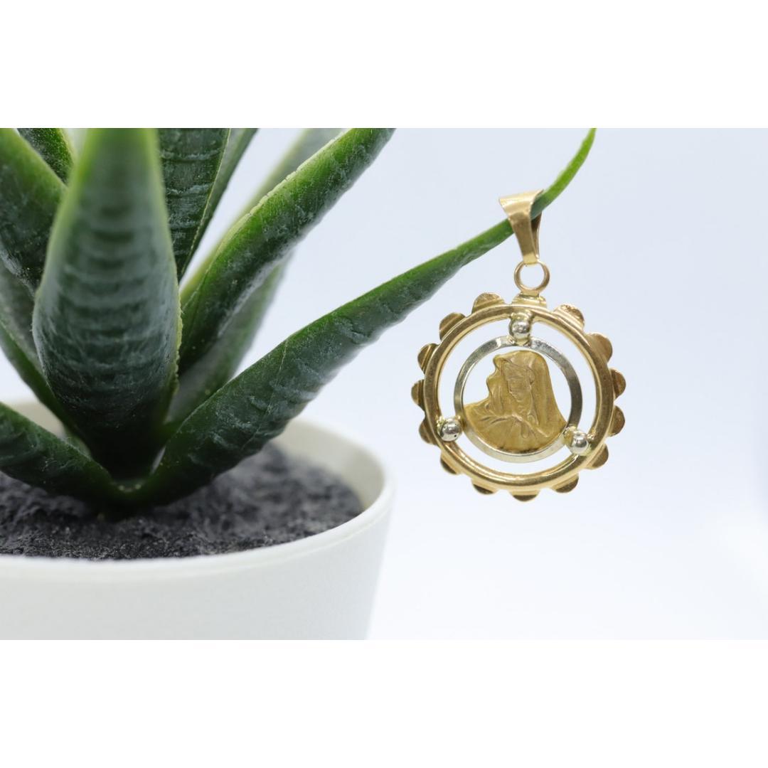 Women's Vintage 18k Yellow Gold Pendant. Madonna Pendant. VIRGIN Mary Pendant. Mother For Sale