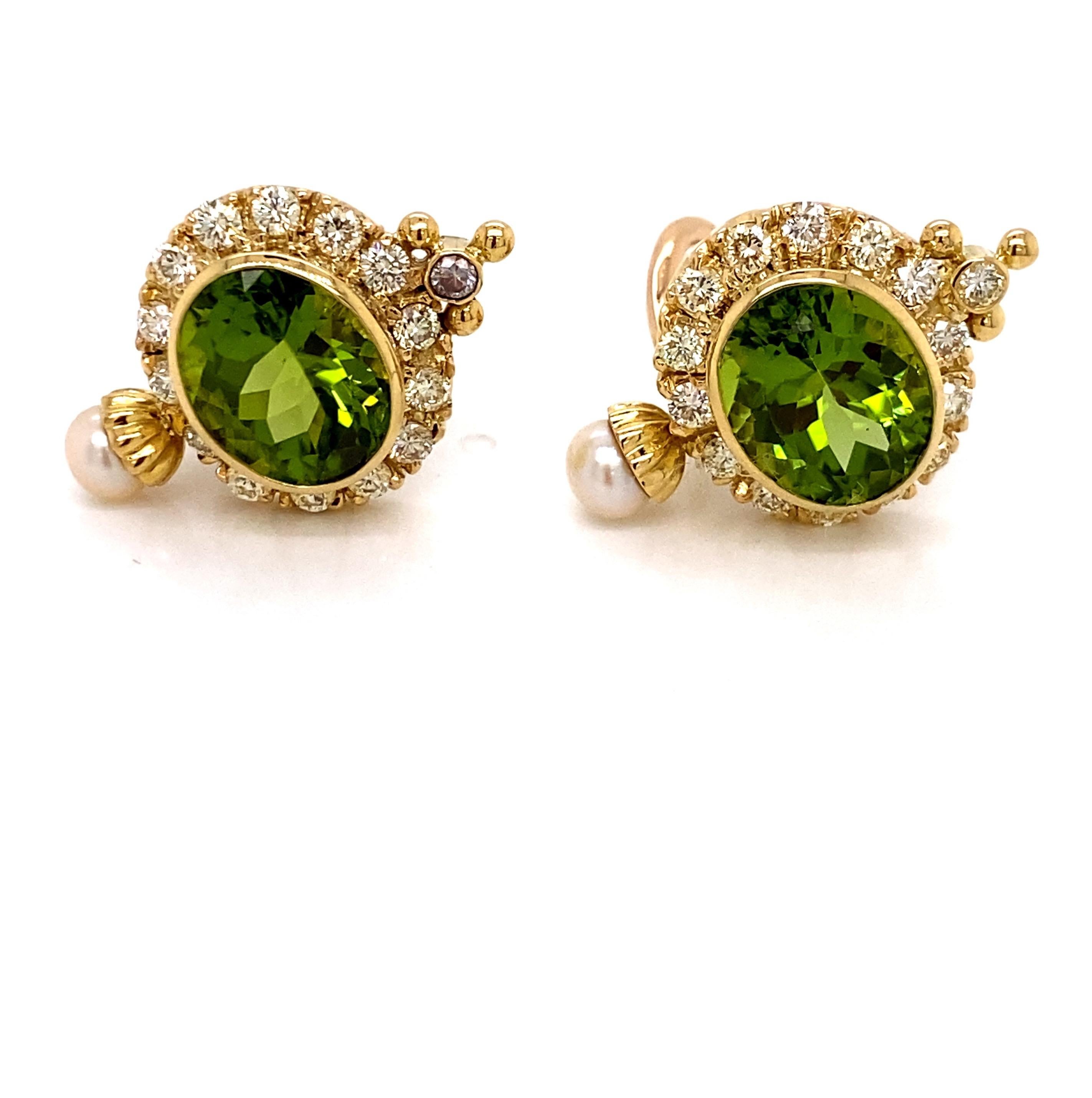 Modern Vintage 18 Karat Yellow Gold Peridot and Diamond Clip Earrings with Pearls For Sale