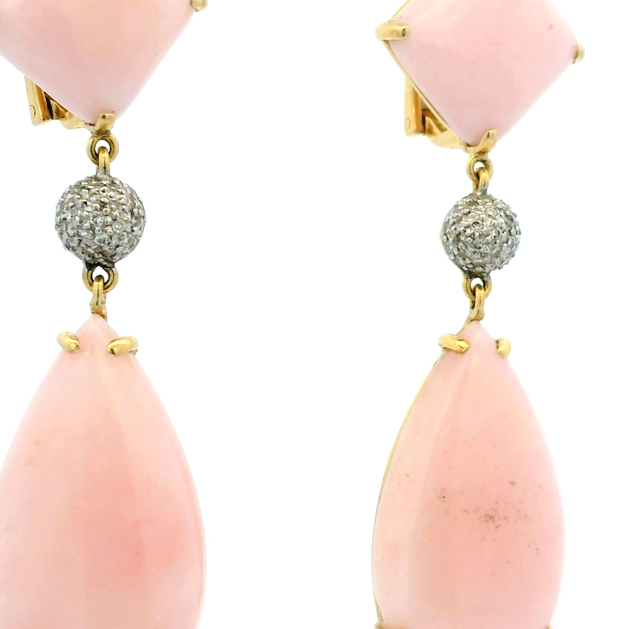 Vintage 18K Gelbgold Rosa Koralle  & Diamant-Tropfenohrringe mit Pflaster  CIRCA 1980 im Angebot 4