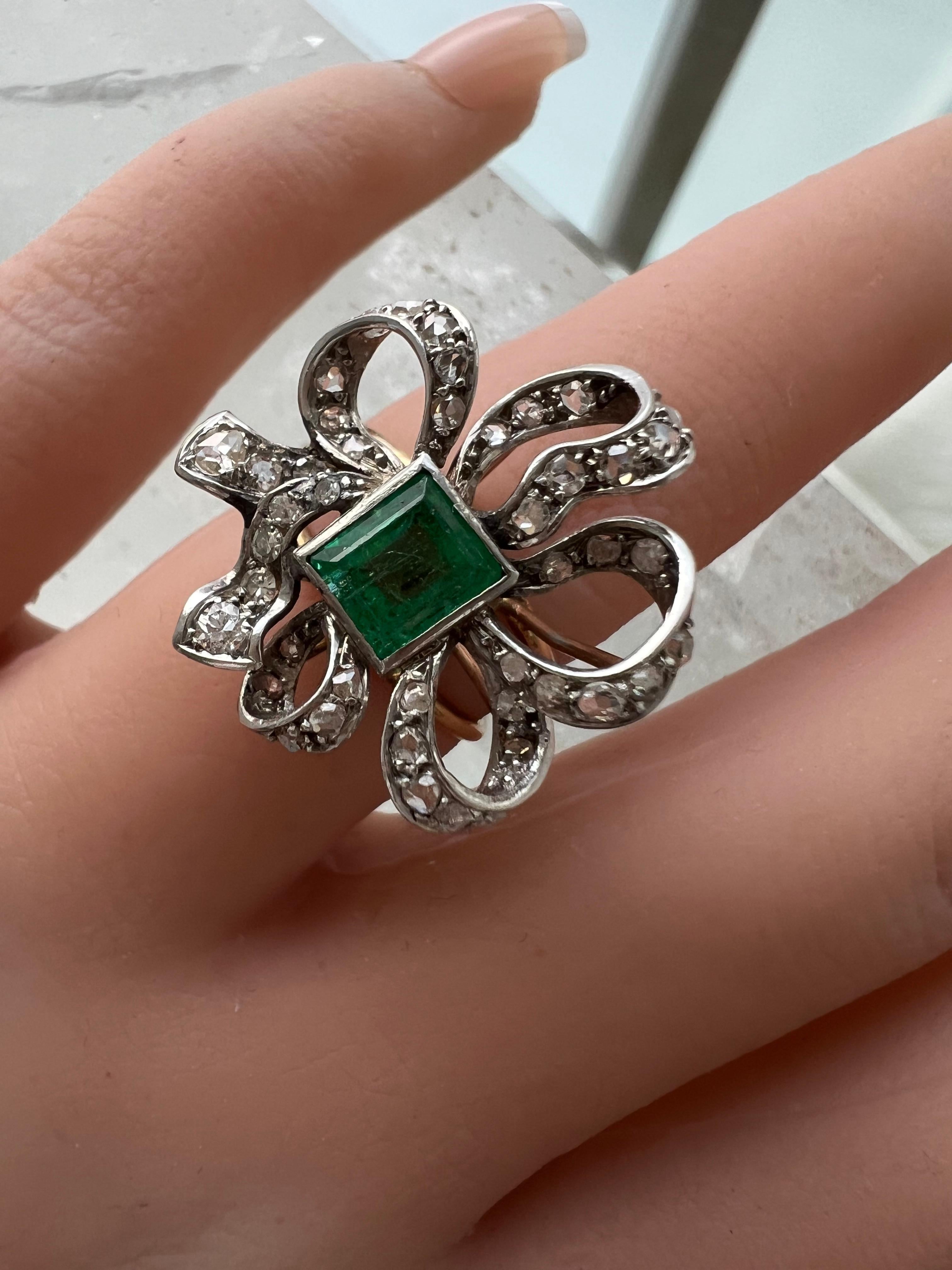 Women's or Men's Vintage 18K Yellow Gold/ Platinum Emerald and Diamond Ribbon Ring - 1.88ct. For Sale