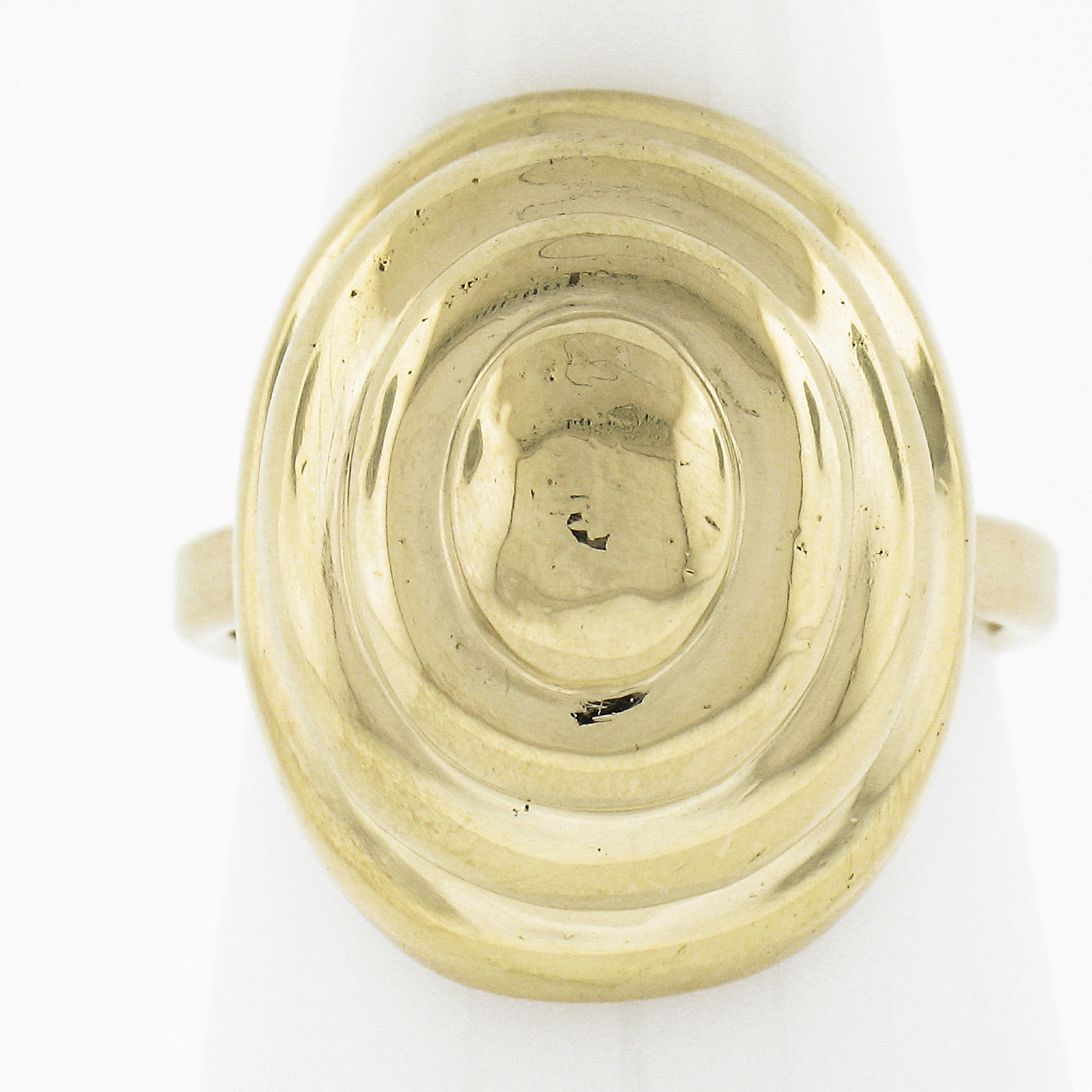 MATERIAL: Massives 18k Gelbgold
Gewicht: 6,70 Gramm
Ringgröße: 7.5 (auf einen Finger angepasst, bitte kontaktieren Sie uns vor dem Kauf für Größenanfragen).
Ringbreite: 20,7 mm (0,81
