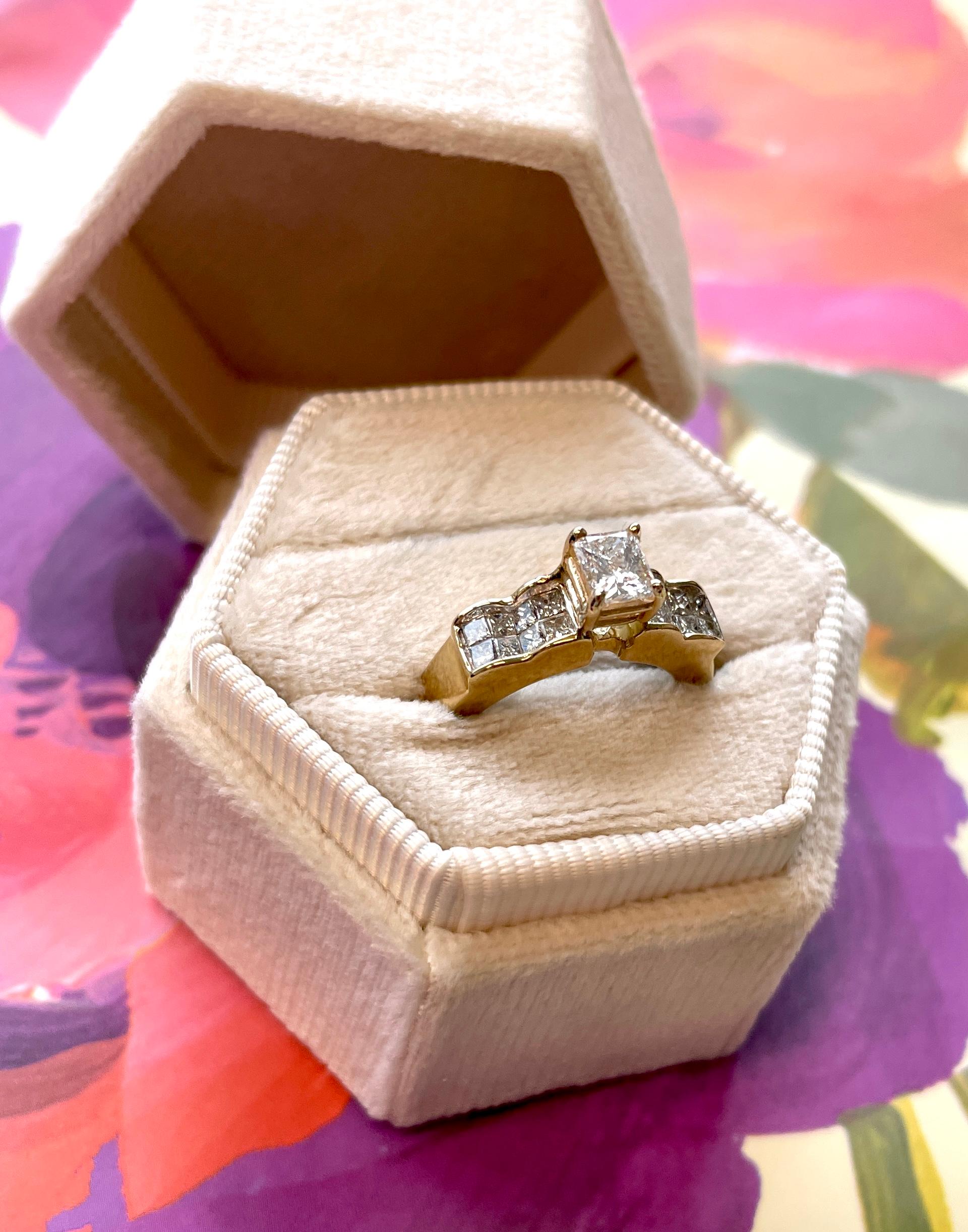 Vintage 18K Yellow Gold Princess Cut Diamond Engagement Ring For Sale 4