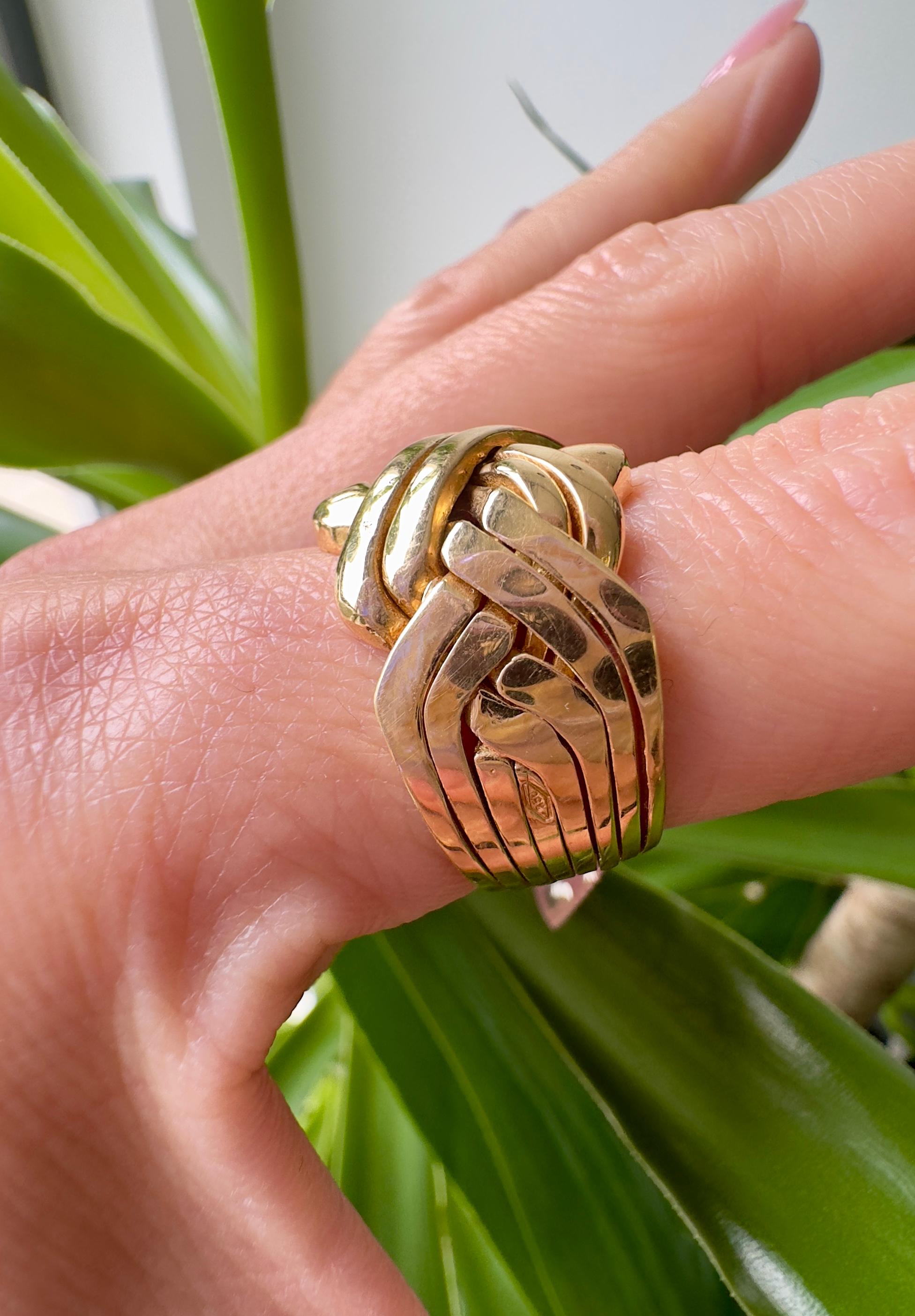 Vintage 18k Yellow Gold Puzzle Ring For Sale 3