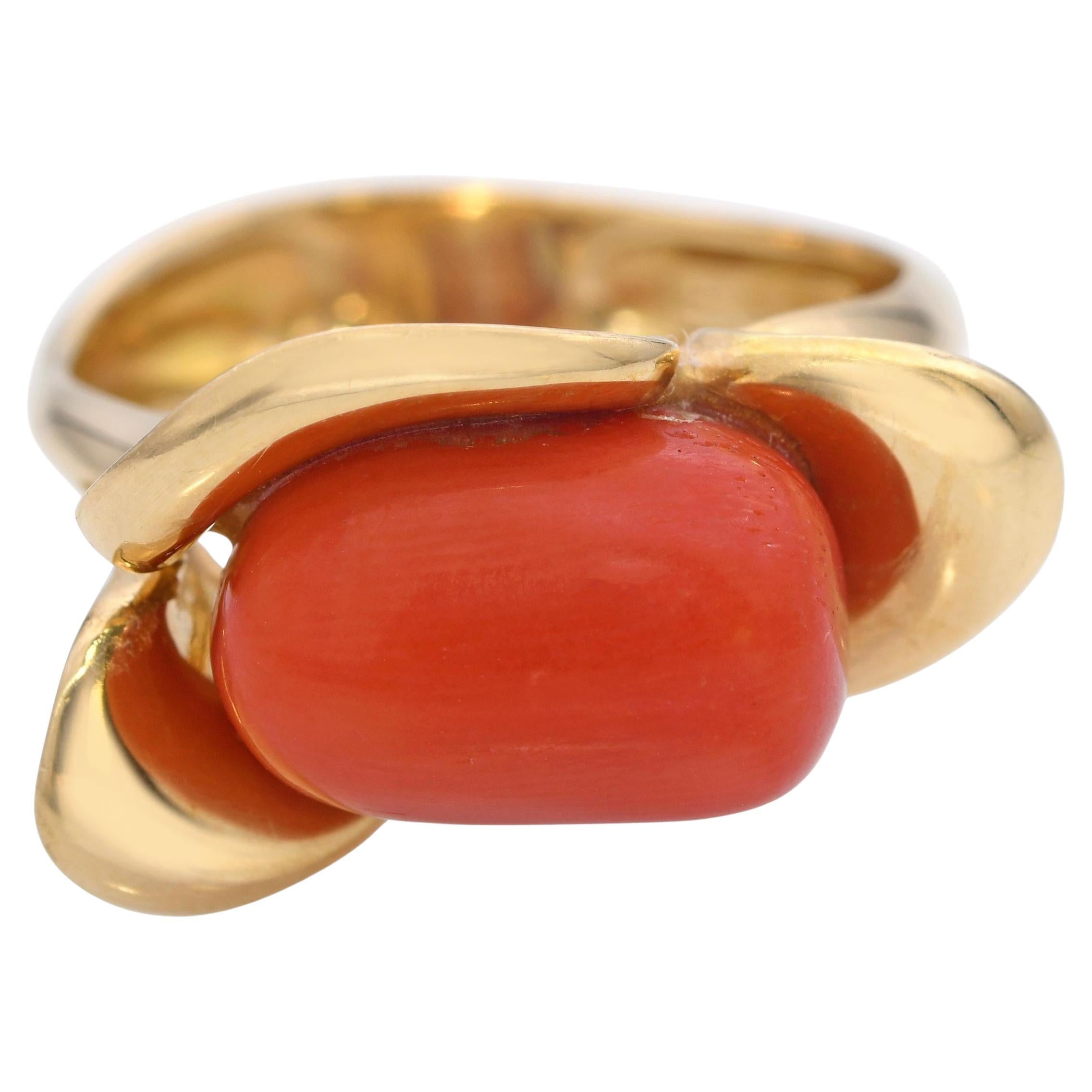 Vintage 18k Gelbgold Rote Koralle Floral Ring