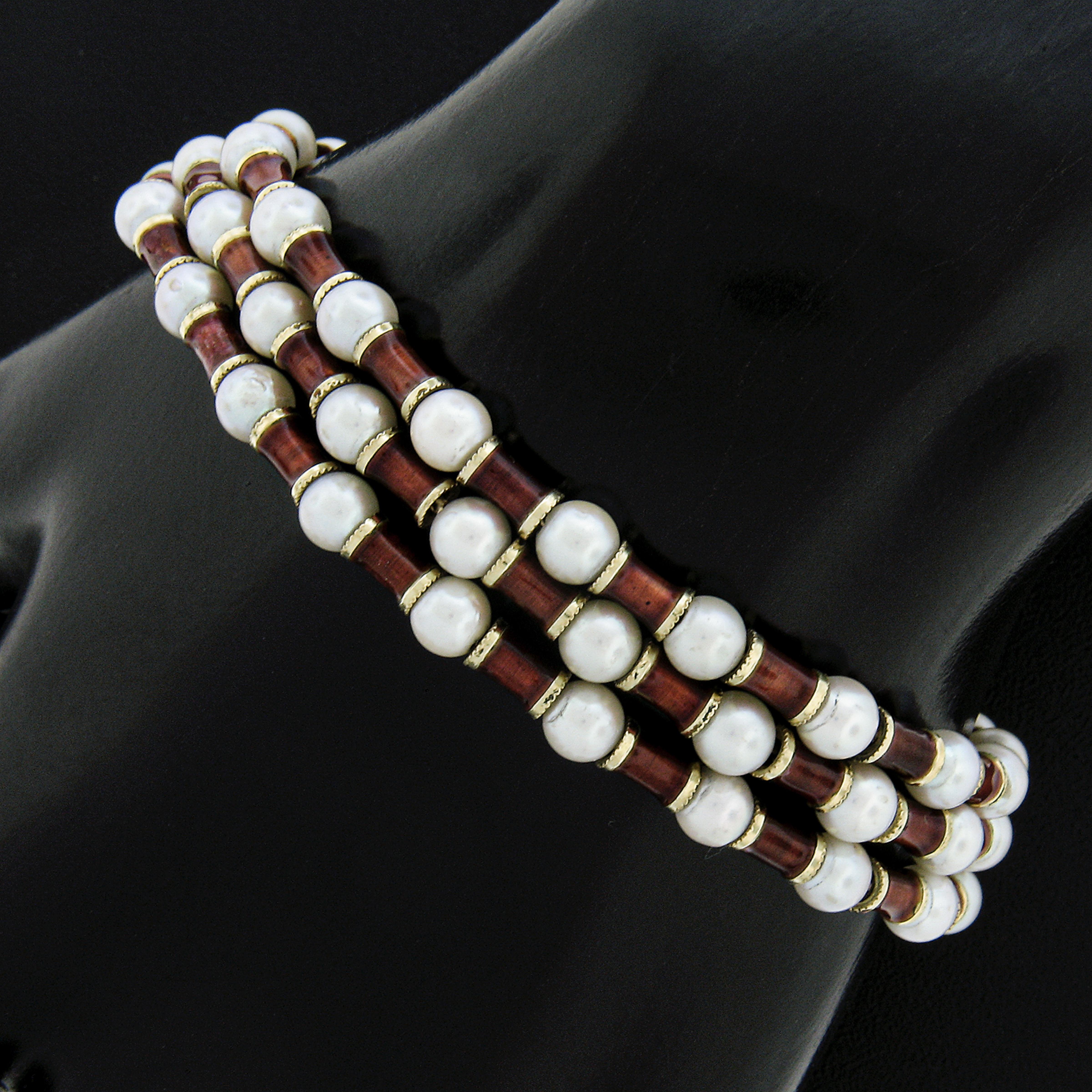 Vintage 18K Yellow Gold Red Enamel 5mm Pearl Substantial 3 Strand Bracelet In Excellent Condition For Sale In Montclair, NJ