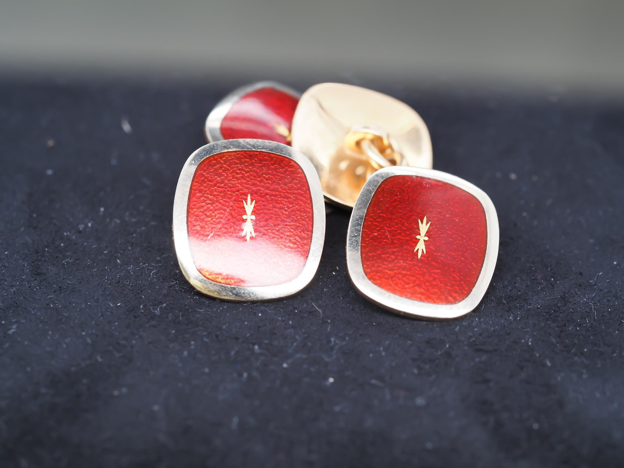 Vintage 18k Gelbgold Rot Emaille Manschettenknöpfe im Zustand „Gut“ im Angebot in Hicksville, NY