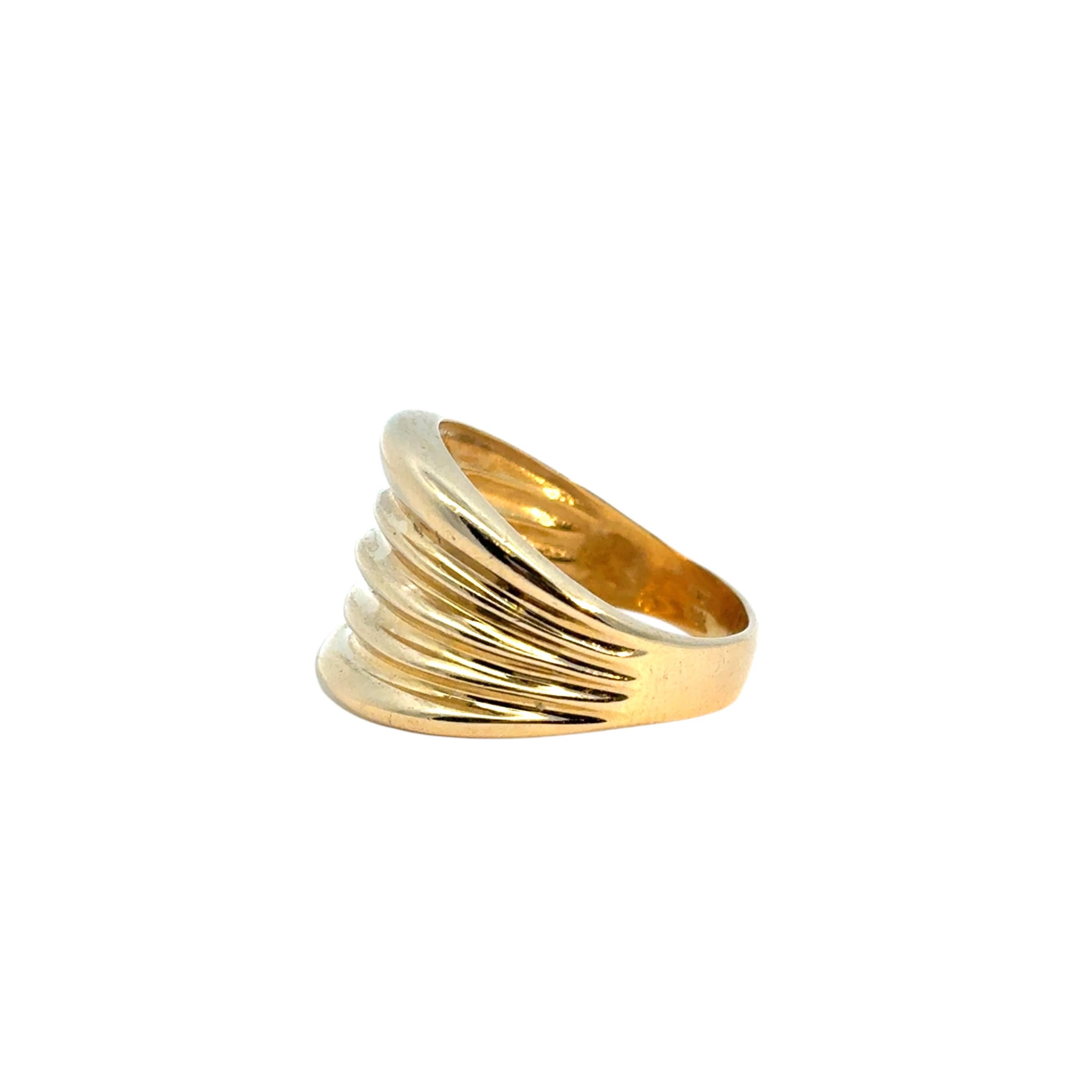 Vintage 18k Yellow Gold Ridge Textured Dome Ring For Sale 8