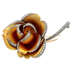 Vintage 18K Yellow Gold Rose Pin Brooch with 1 Carat Round H VS Diamonds