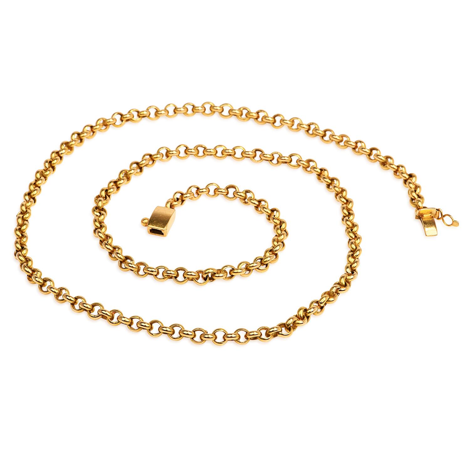 Vintage 1950's Round link chain necklace, for versatile unisex wear,

Crafted in solid 18K yellow gold, this elegant necklace weighs 42.3 grams and its total length is approximately 23.5