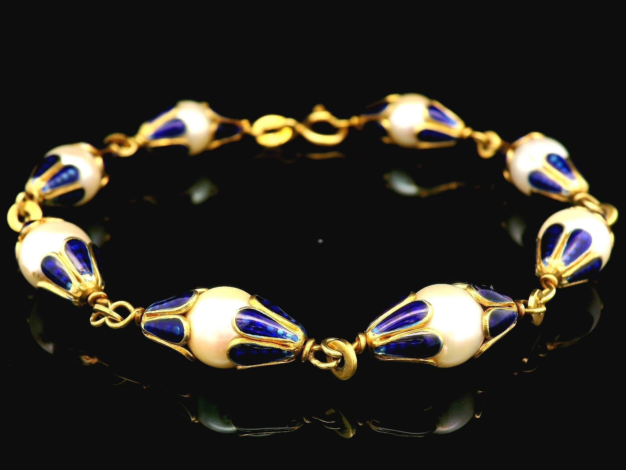 Vintage 18k Yellow Gold Royal Blue Enamel & Cupped White Pearls Link Bracelet 1