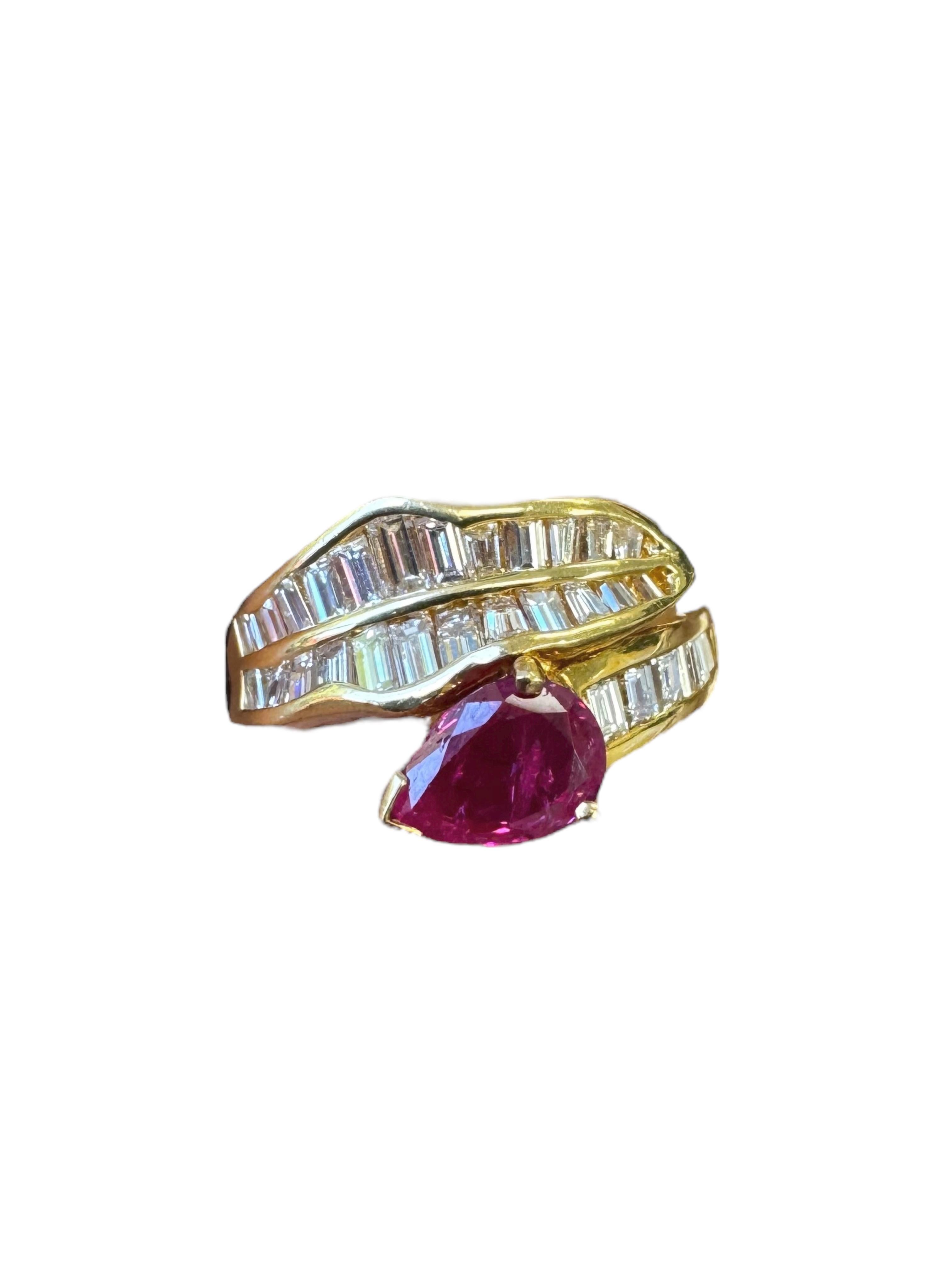 Vintage 18K Yellow Gold Ruby and Baguette Diamond Swirl Ring For Sale 3