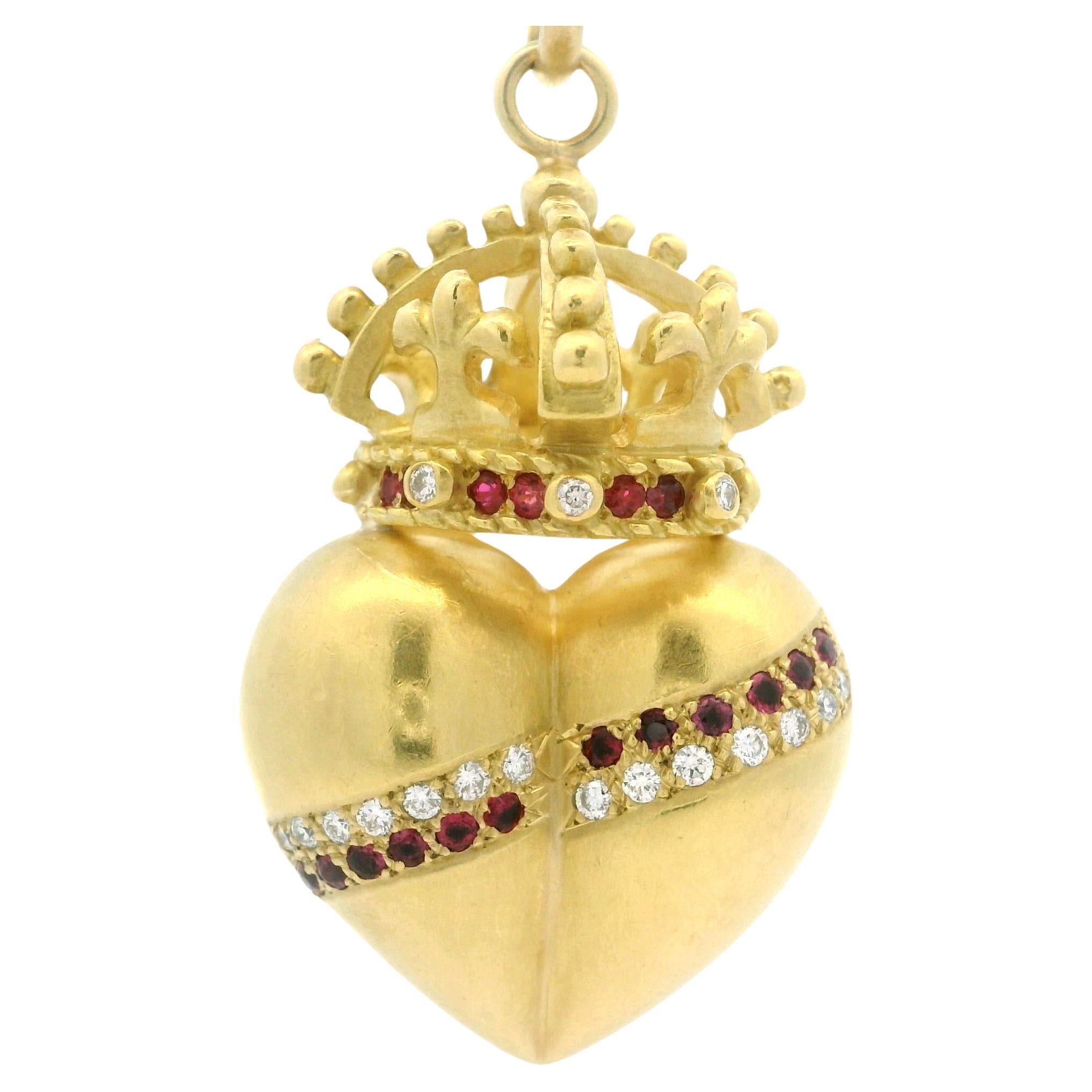 Pendentif en or jaune 18 carats rubis et diamants couronne bouffante en forme de coeur