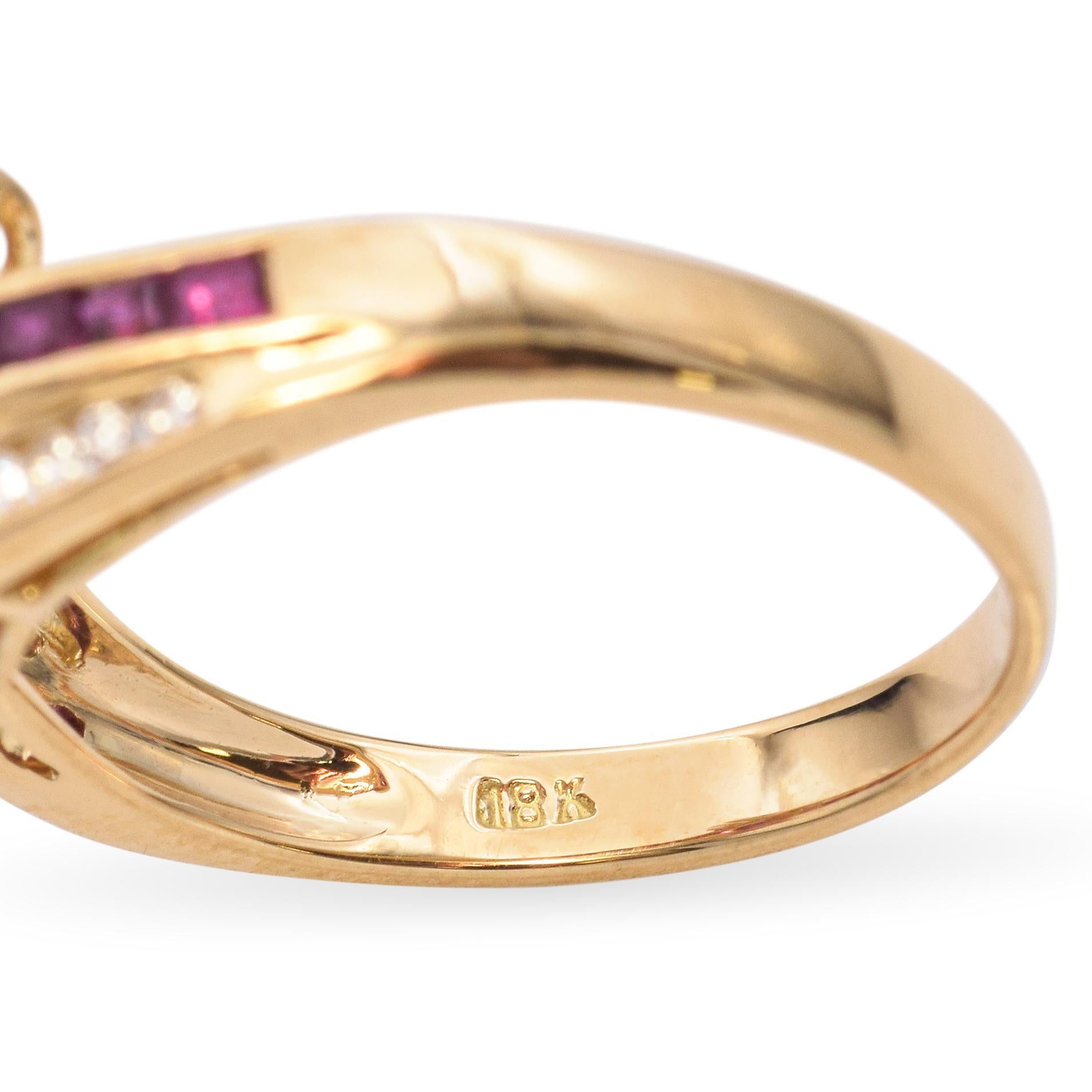 Vintage 18K Yellow Gold Ruby and Diamond Swirl Ring For Sale 2