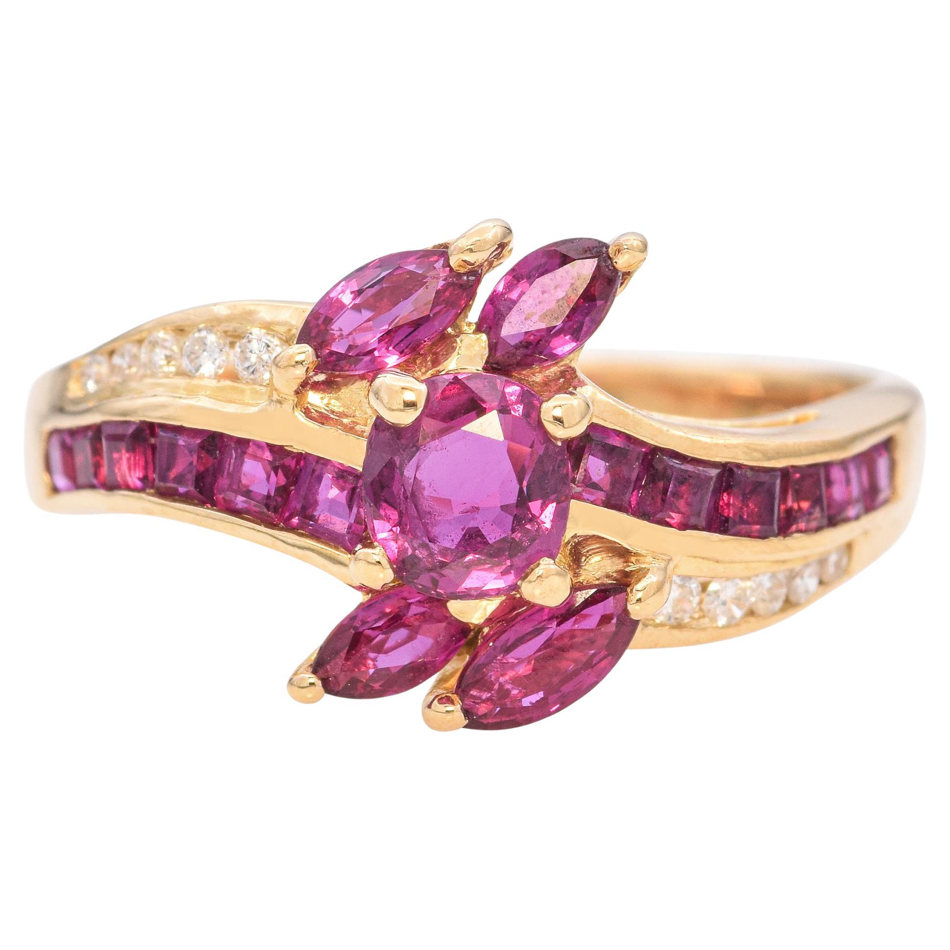Vintage 18K Yellow Gold Ruby and Diamond Swirl Ring