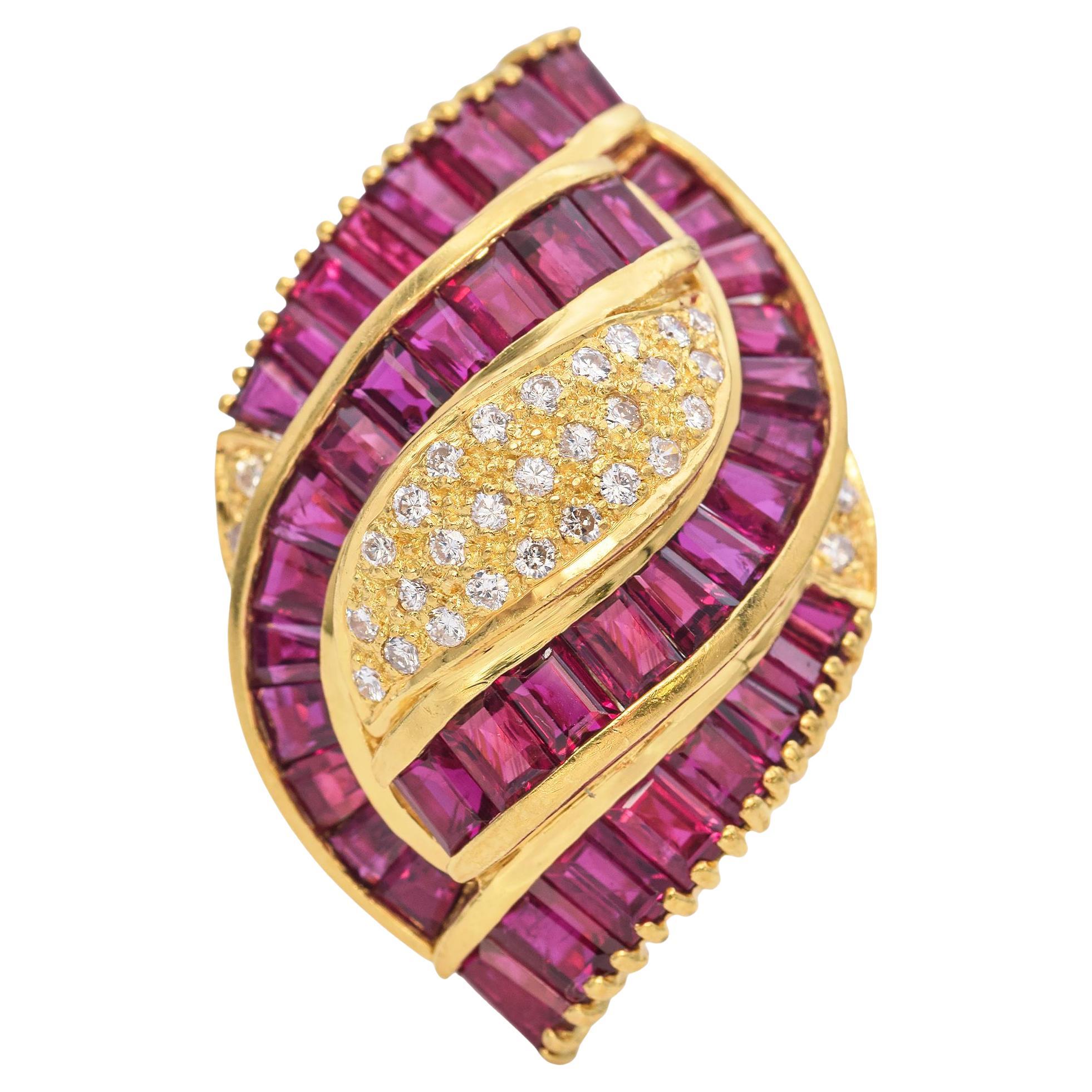 Vintage 18k Yellow Gold Ruby and Diamond Swirl Statement Ring