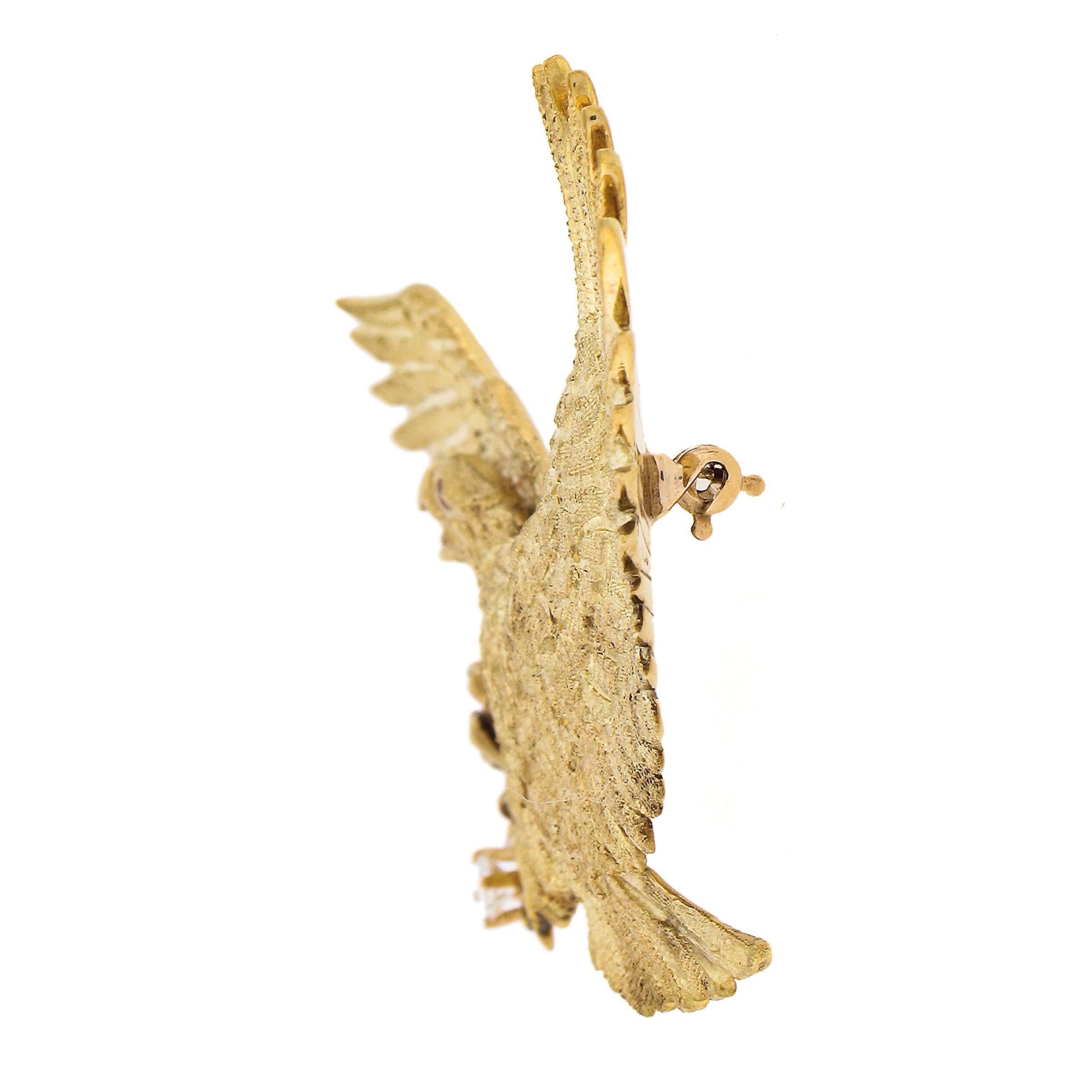 Women's or Men's Vintage 18K Yellow Gold Ruby & Diamond Detailed Textured Flying Eagle Pin Brooch For Sale