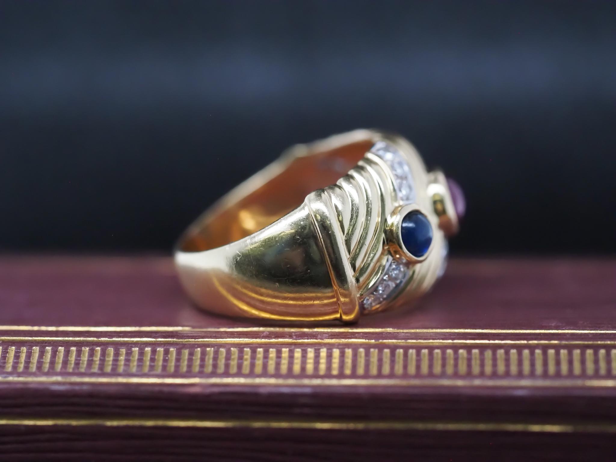 Vintage 18k Yellow Gold Ruby, Sapphire, and Diamond Ring For Sale 4