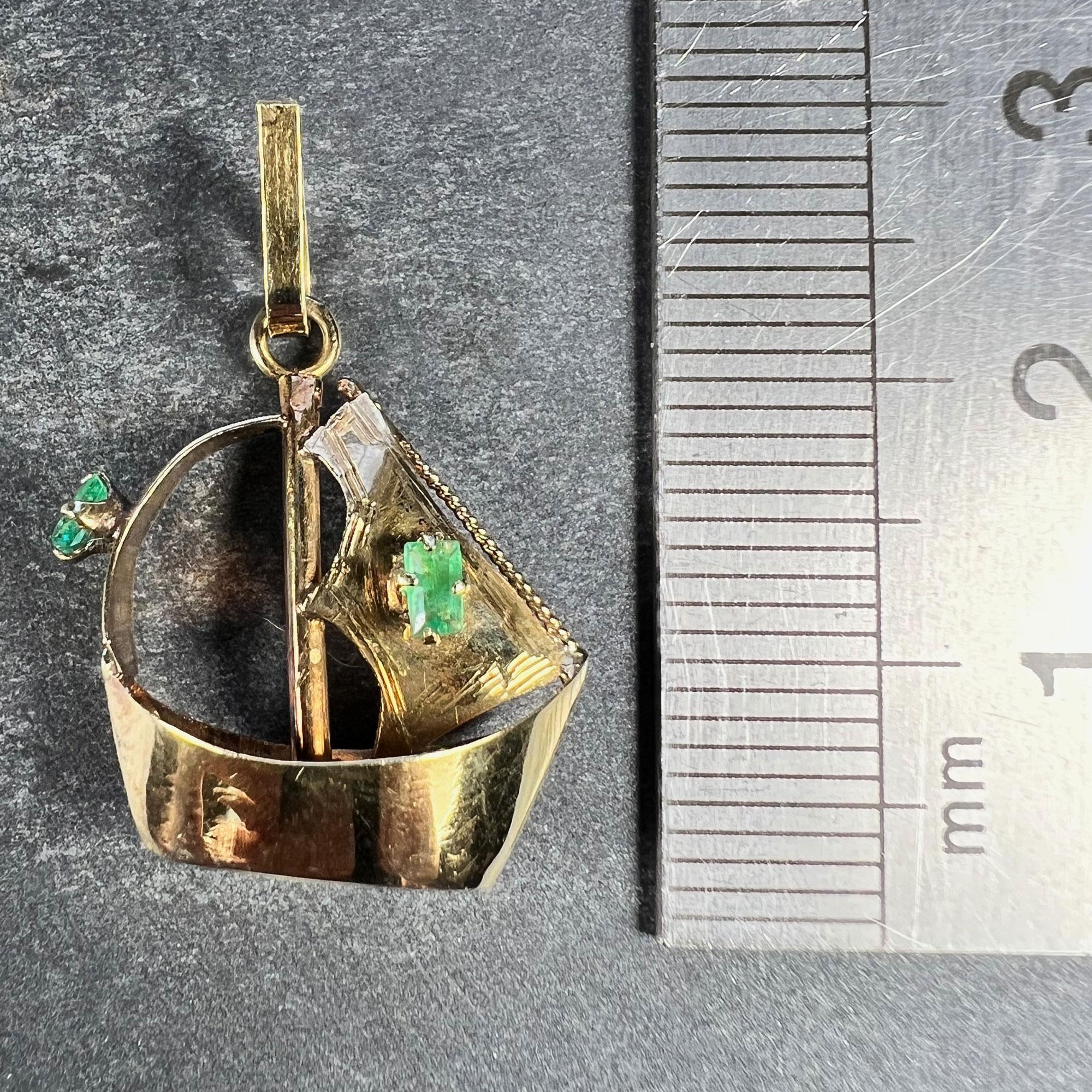 Vintage 18K Yellow Gold Sailing Yacht Boat Emerald Charm Pendant For Sale 6