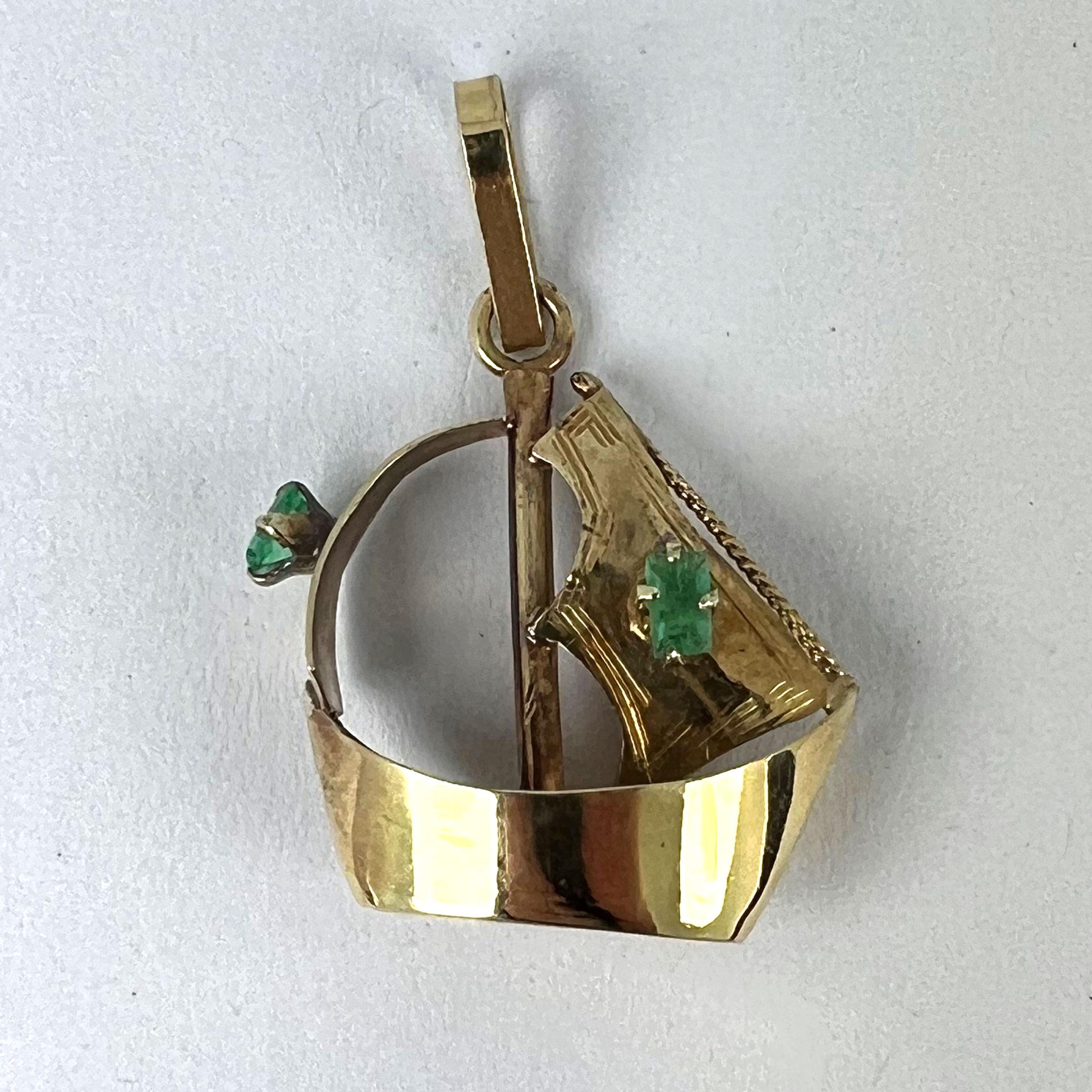 Vintage 18K Yellow Gold Sailing Yacht Boat Emerald Charm Pendant For Sale 8