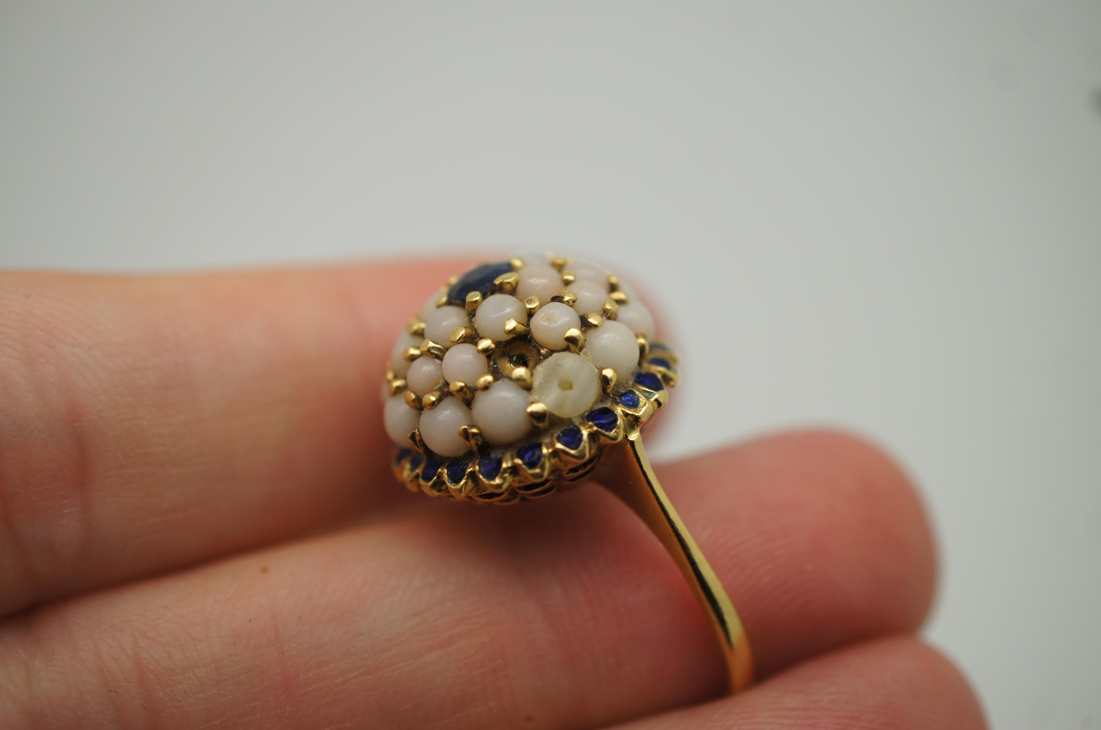 Vintage 18K Yellow Gold Saphhire Pearl Dome Cluster Cocktail Ring Size 6.25 For Sale 2
