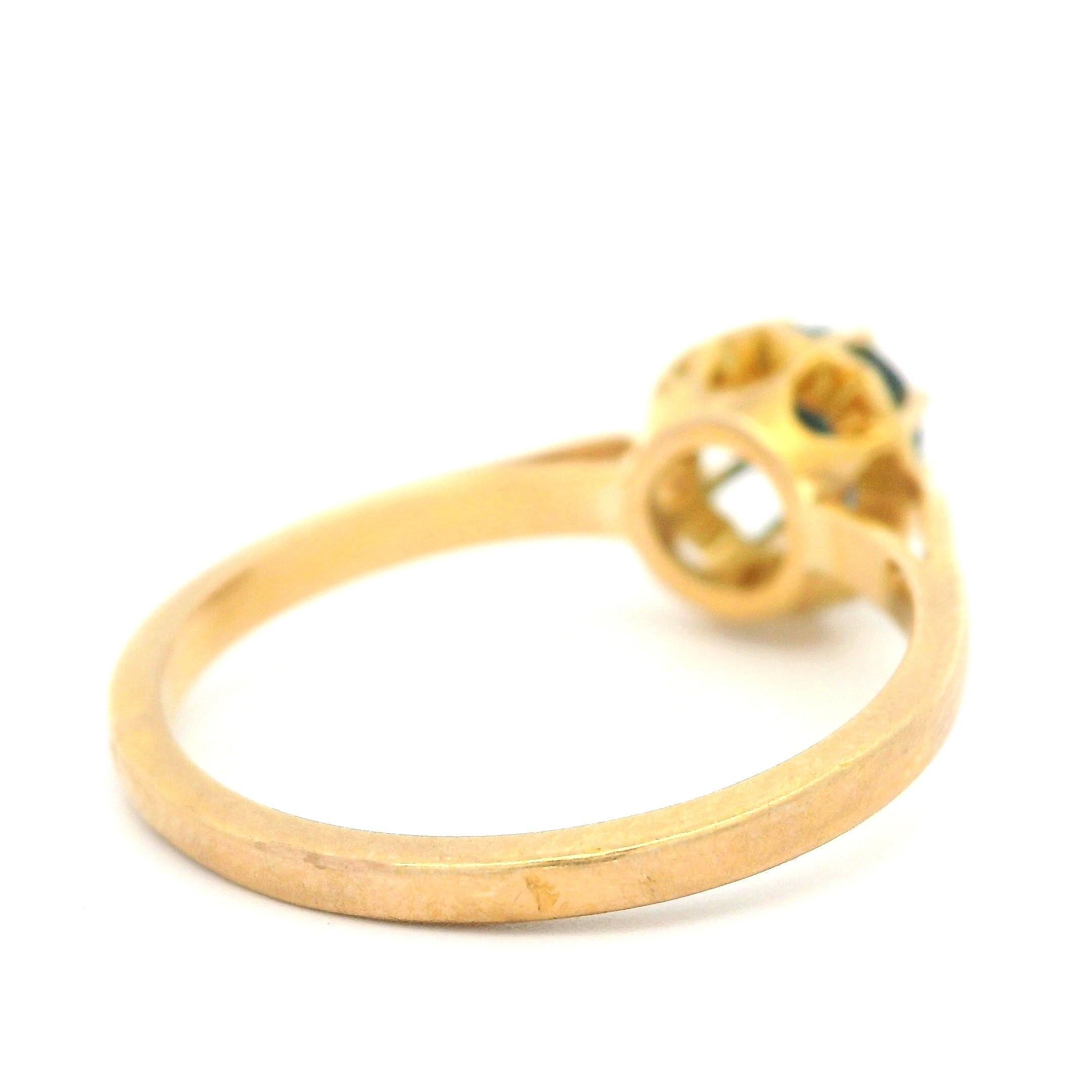 Vintage 18k Yellow Gold Sapphire French Hallmark Eagle Solitaire Ring For Sale 3