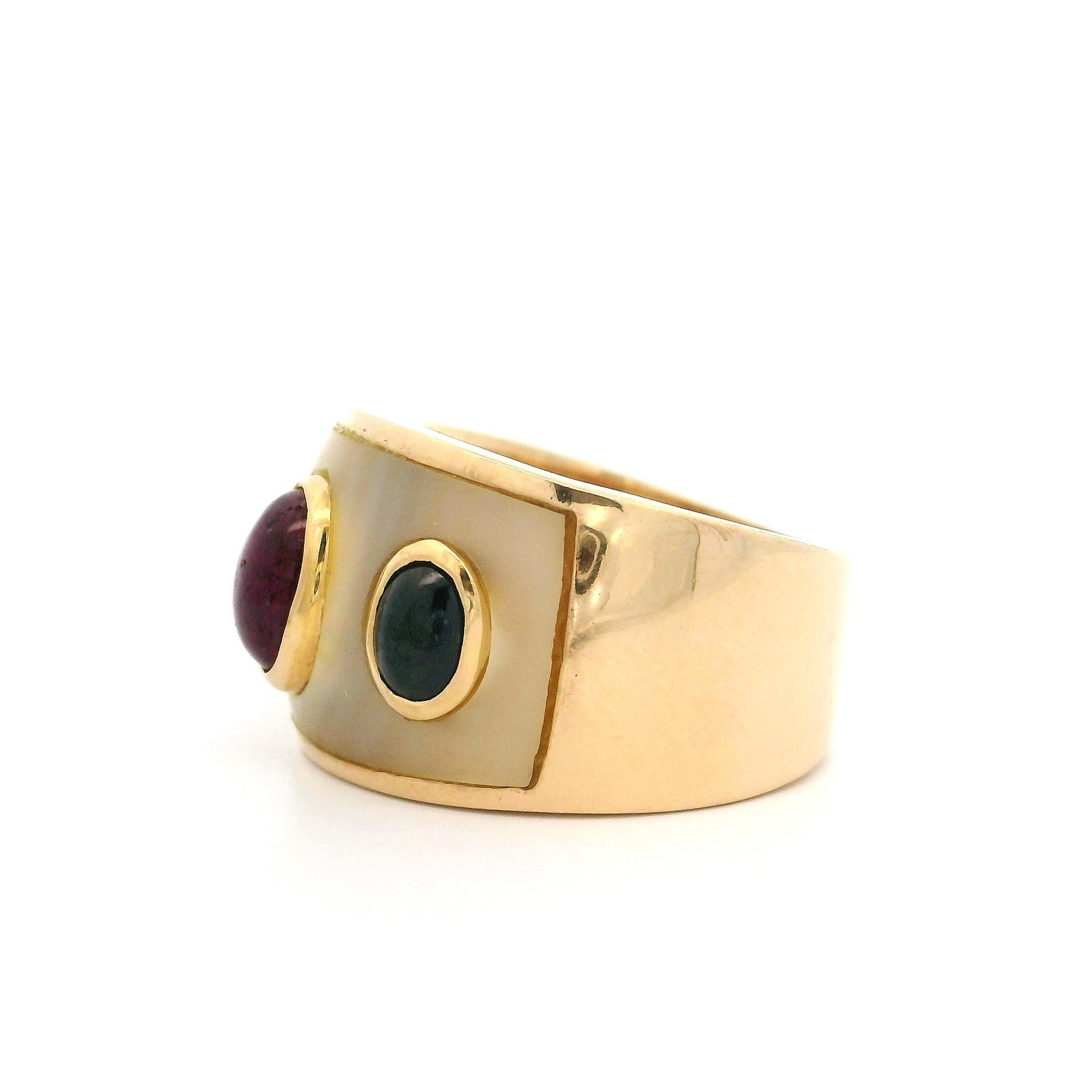 Women's Vintage 18k Yellow Gold Sapphire & Ruby Mother of Pearl Wide Cigar Band Ring For Sale