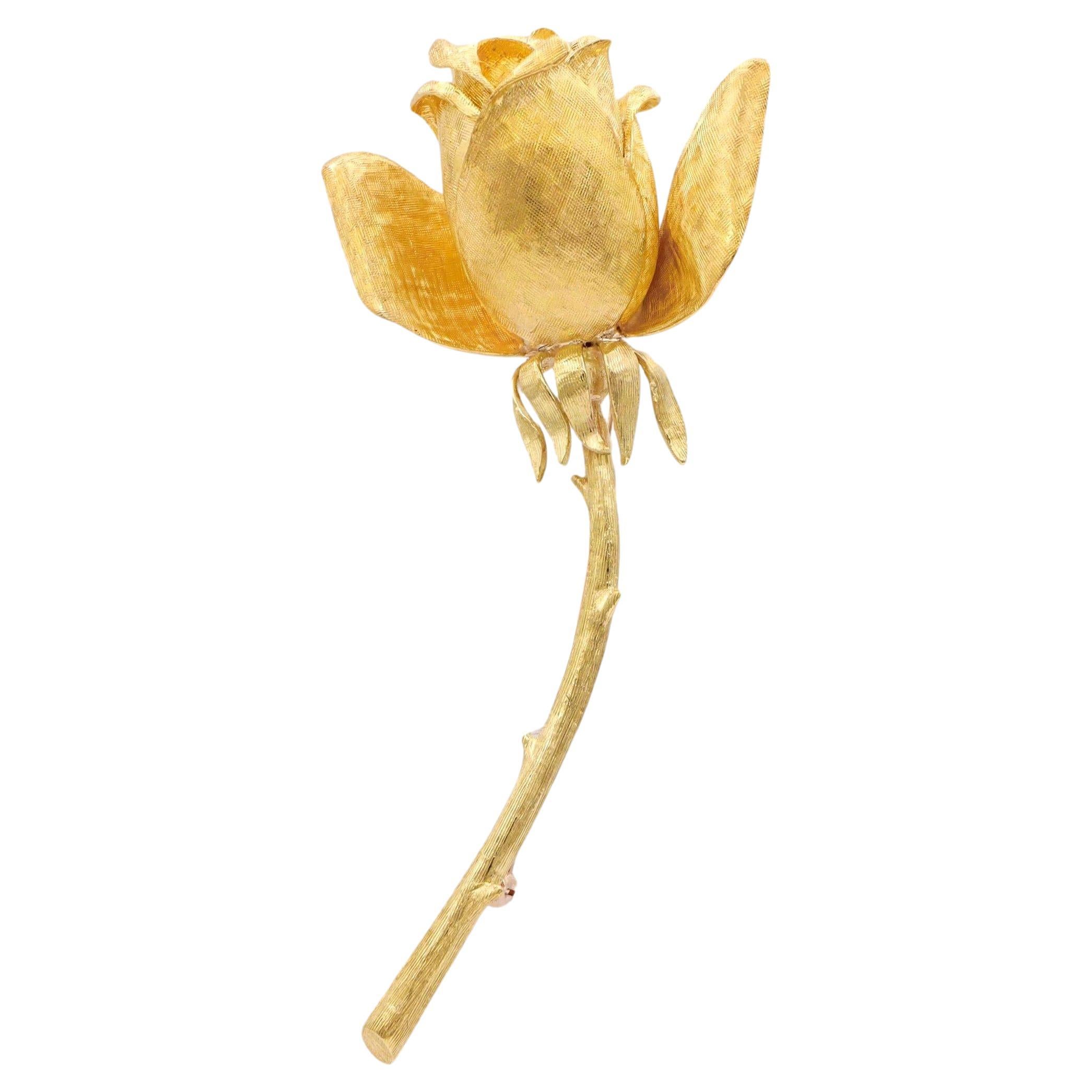 Vintage 18K Yellow Gold Satin Rose Motif Pin Brooch For Sale