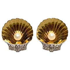 Vintage 18K Gelbgold Jakobsmuschel Perle Diamant Huggie Ohrringe Omega zurück