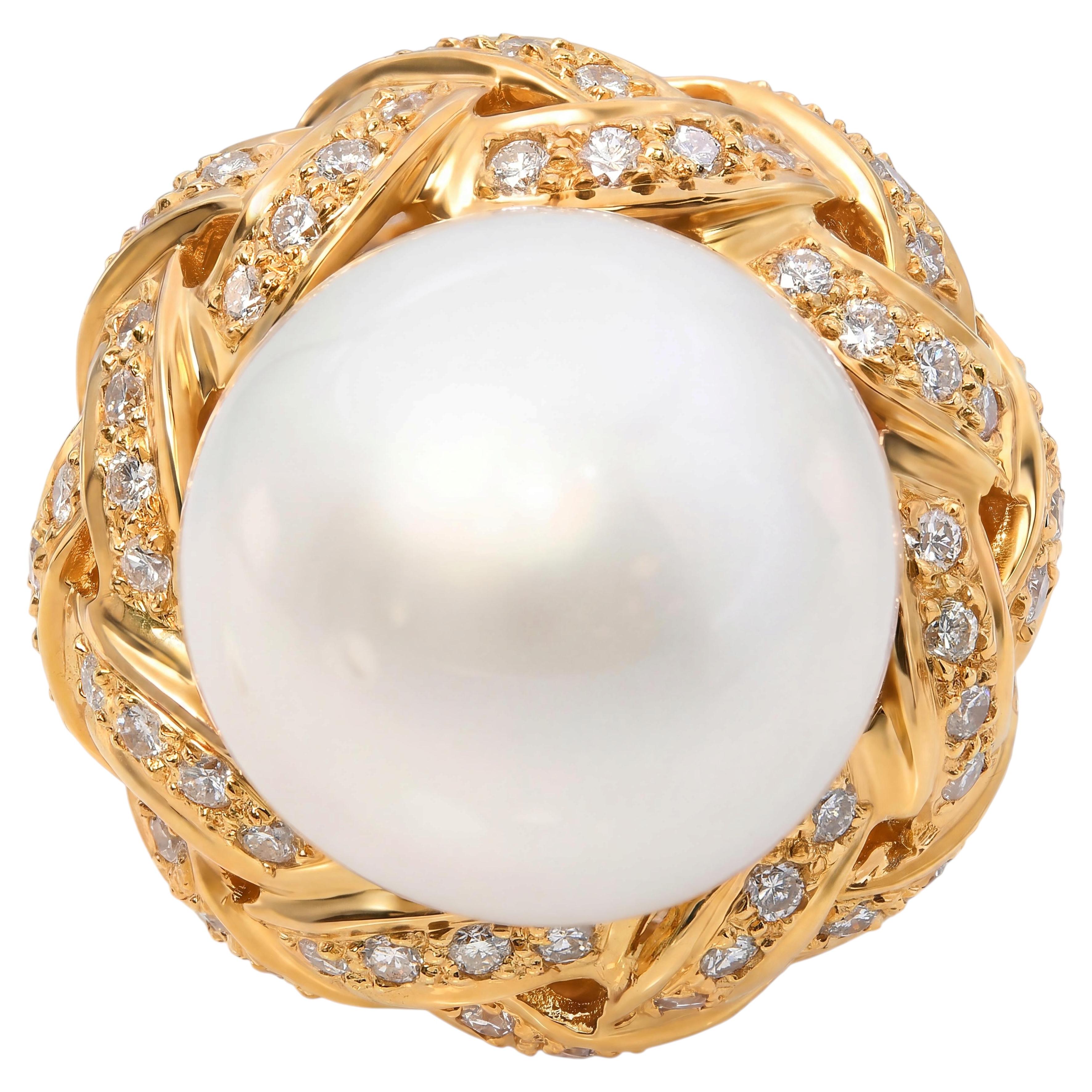 Vintage 18k Yellow Gold South Sea Pearl and Diamond Knotted Statement Ring