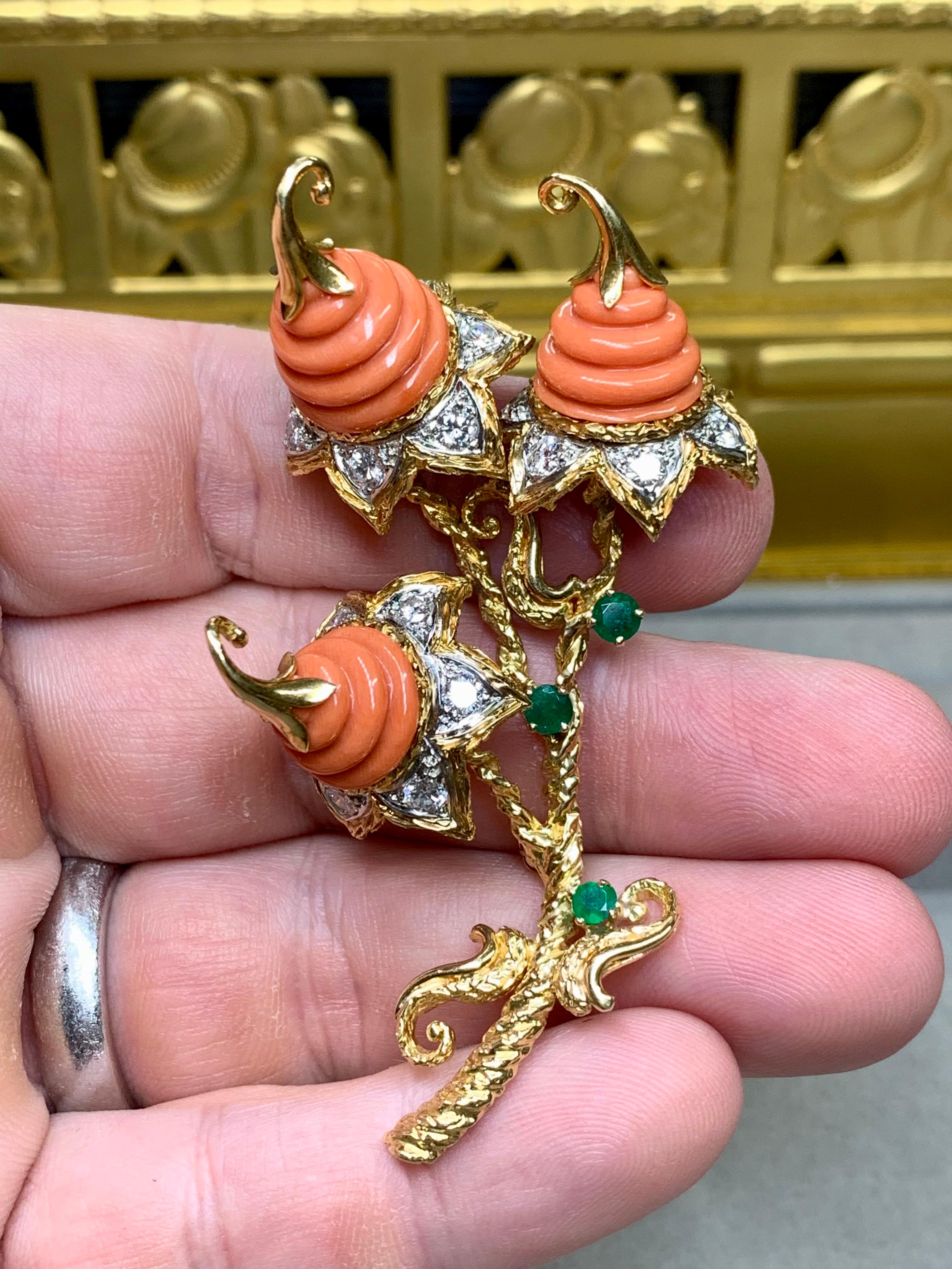 Women's or Men's Vintage 18K Yellow Gold Swirl Carved Coral Diamond Emerald 1960’s Brooch For Sale