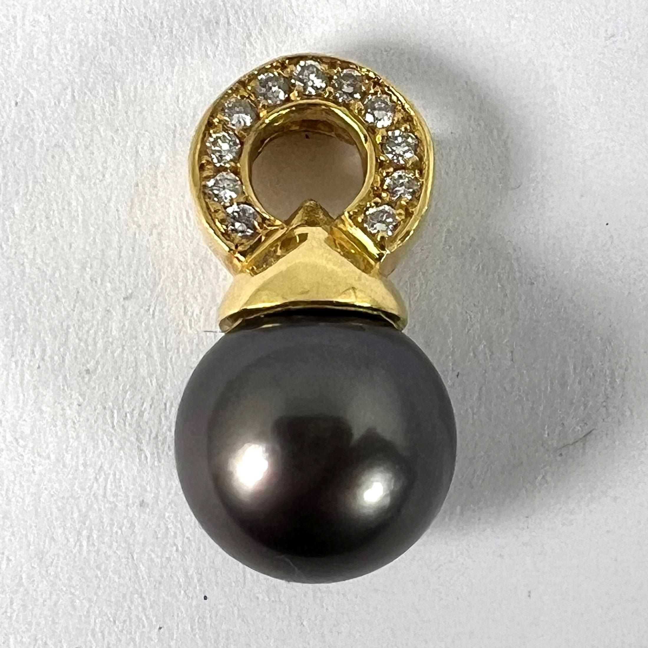 Pendentif vintage en or jaune 18 carats avec perle noire de Tahiti et diamants en vente 6